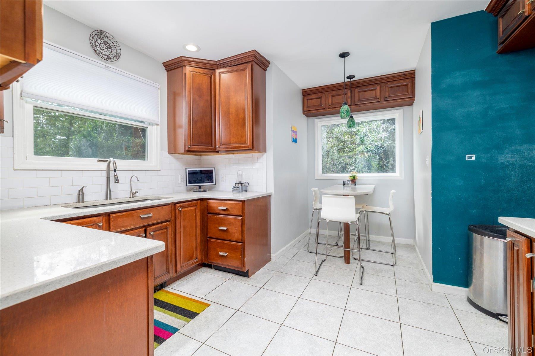 #11 photo, 25 Loel Court, Rockville Centre , NY 11570