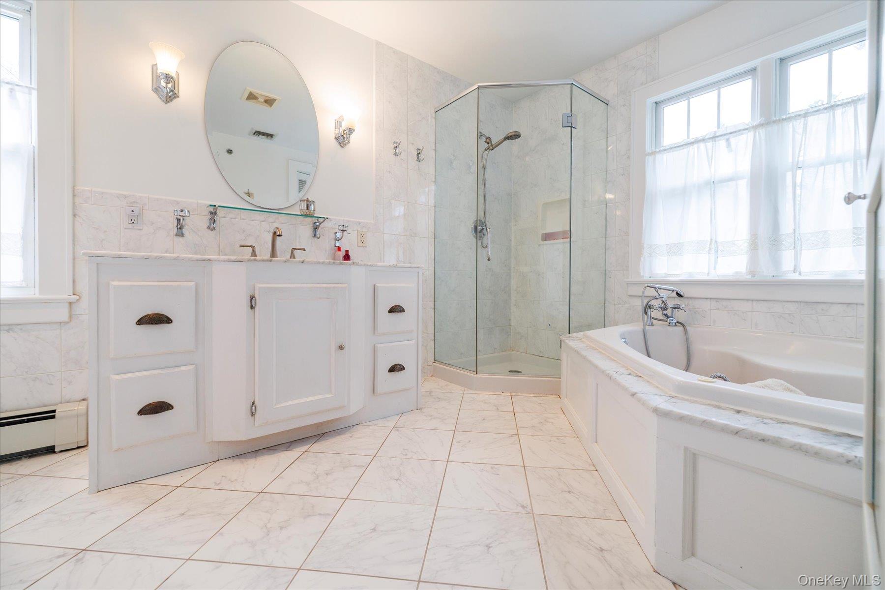 #20 photo, 25 Loel Court, Rockville Centre , NY 11570