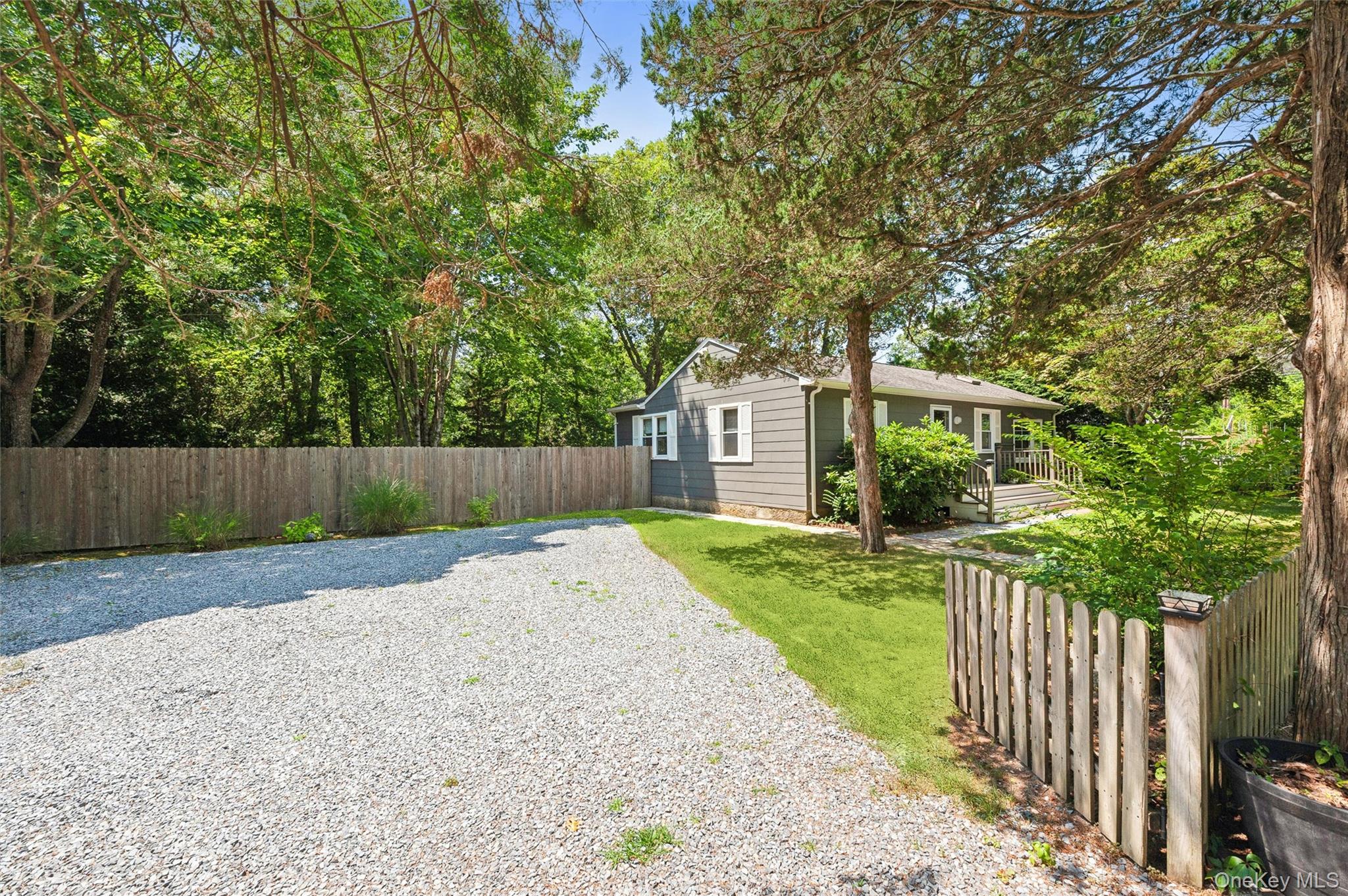 #17 photo, 4 E End Avenue, サフォーク郡 East Quogue , NY 11942