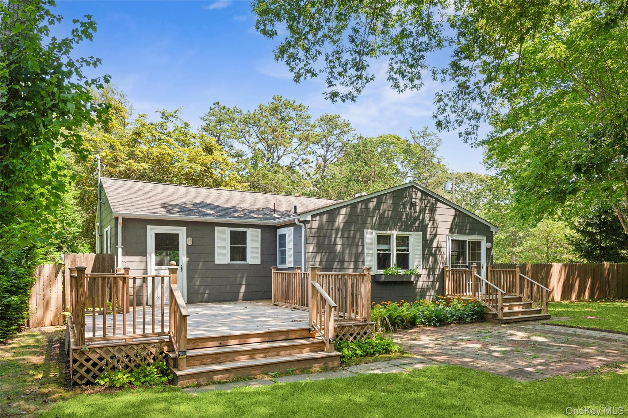 #2 photo, 4 E End Avenue, サフォーク郡 East Quogue , NY 11942