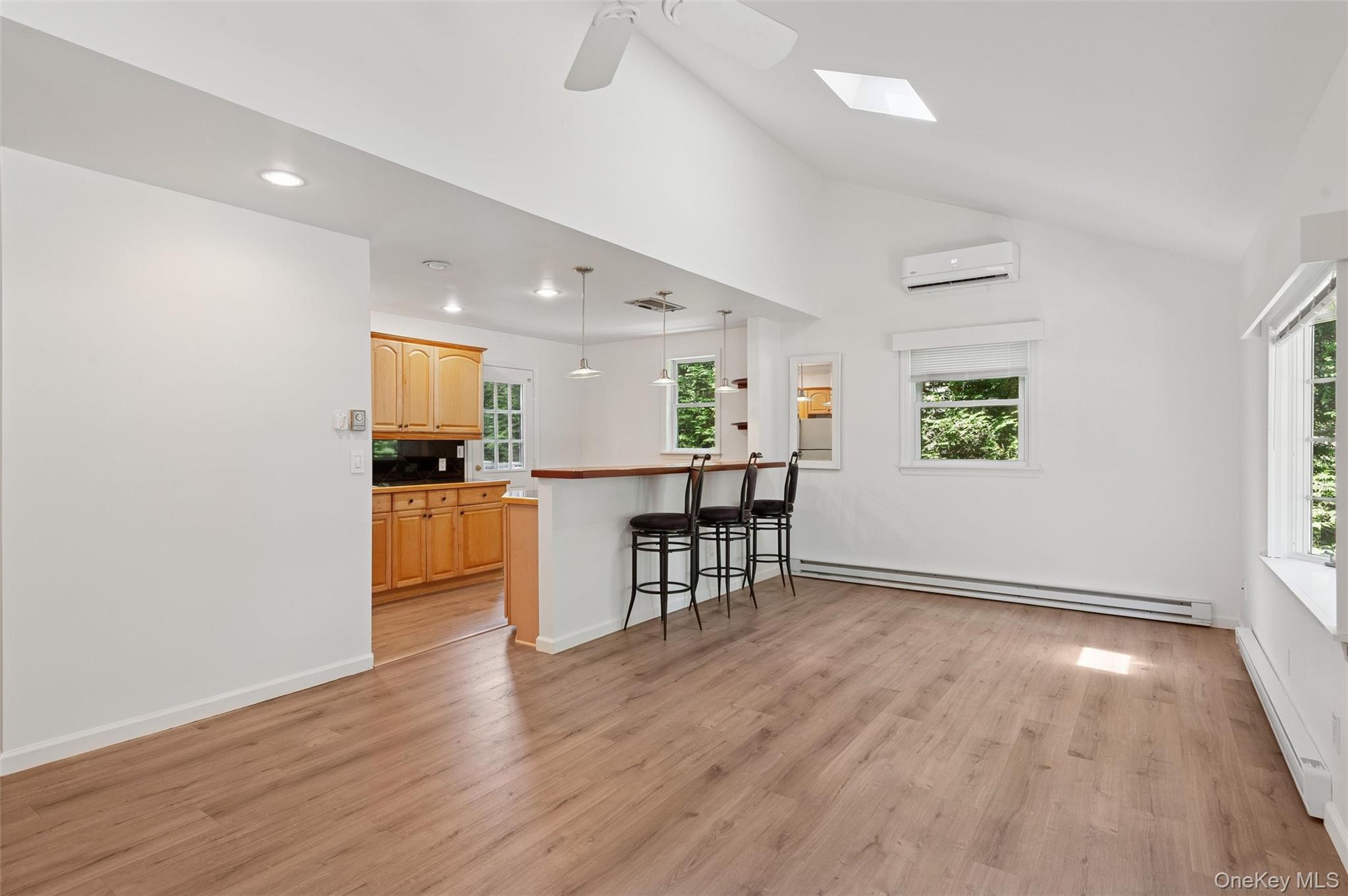 #6 photo, 4 E End Avenue, サフォーク郡 East Quogue , NY 11942