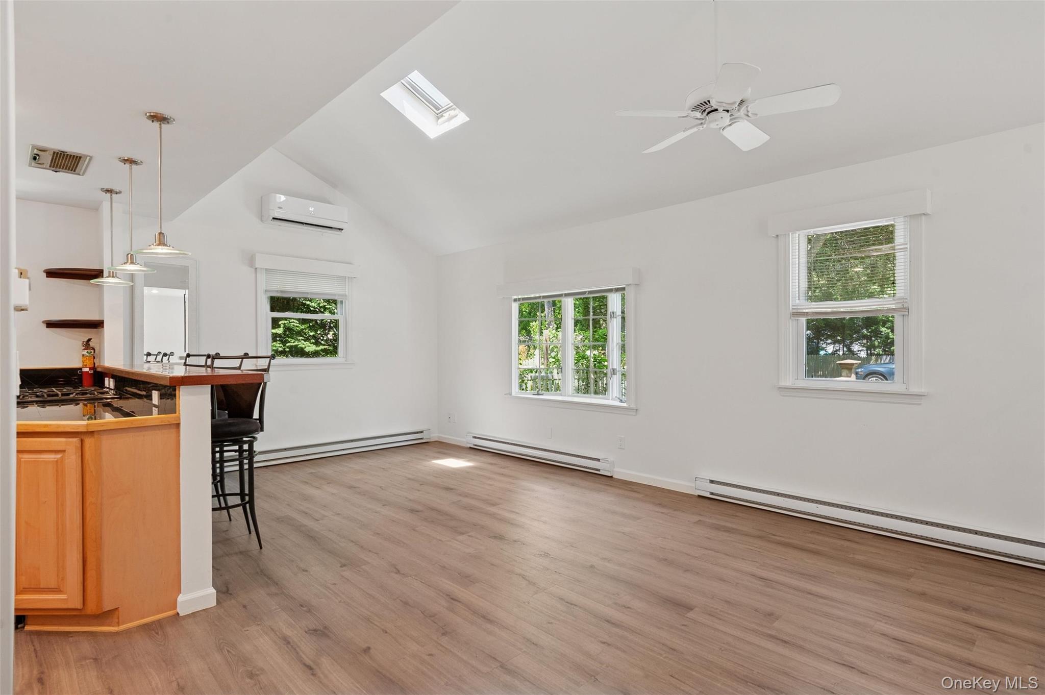 #7 photo, 4 E End Avenue, サフォーク郡 East Quogue , NY 11942