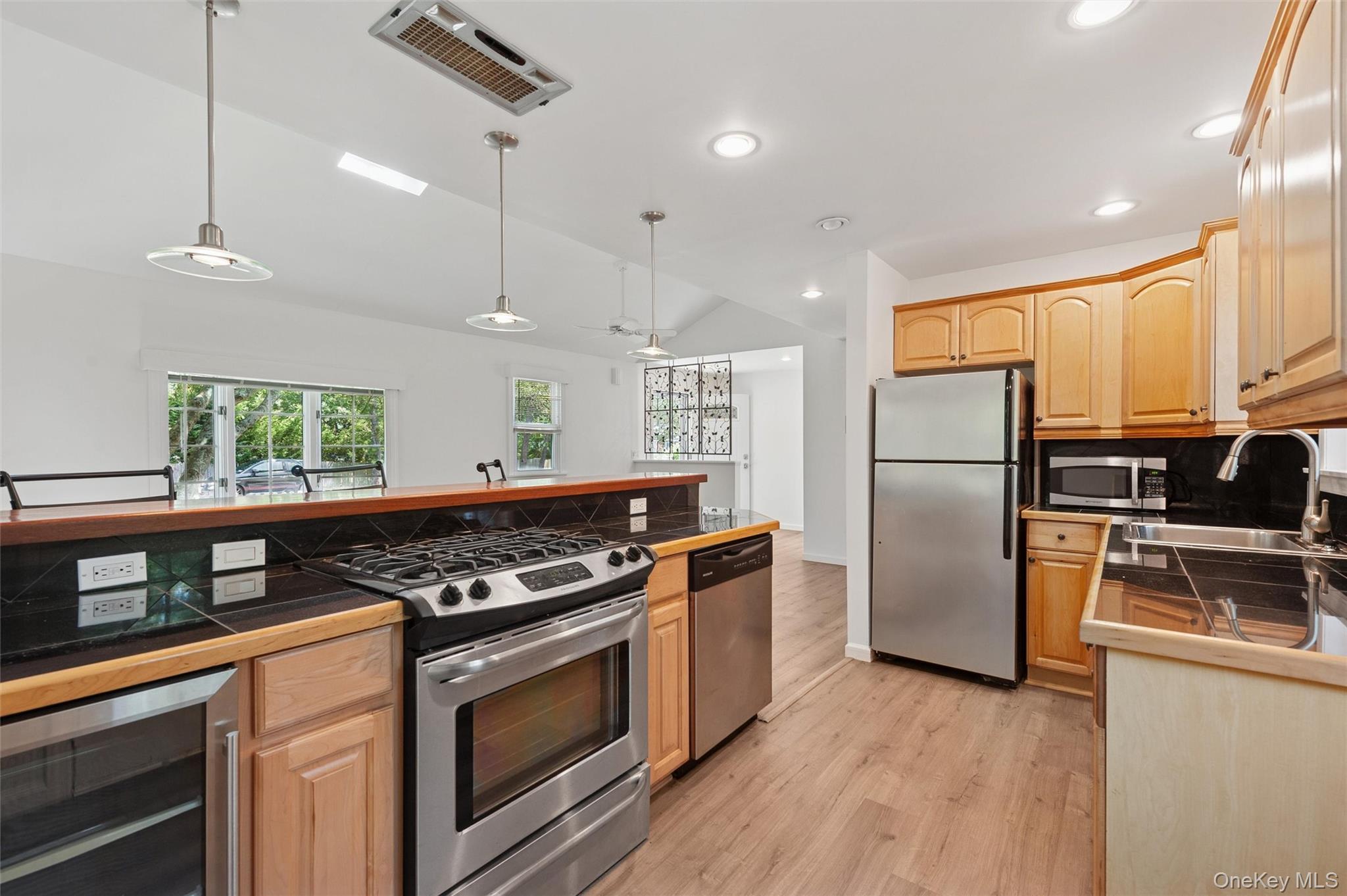 #9 photo, 4 E End Avenue, サフォーク郡 East Quogue , NY 11942