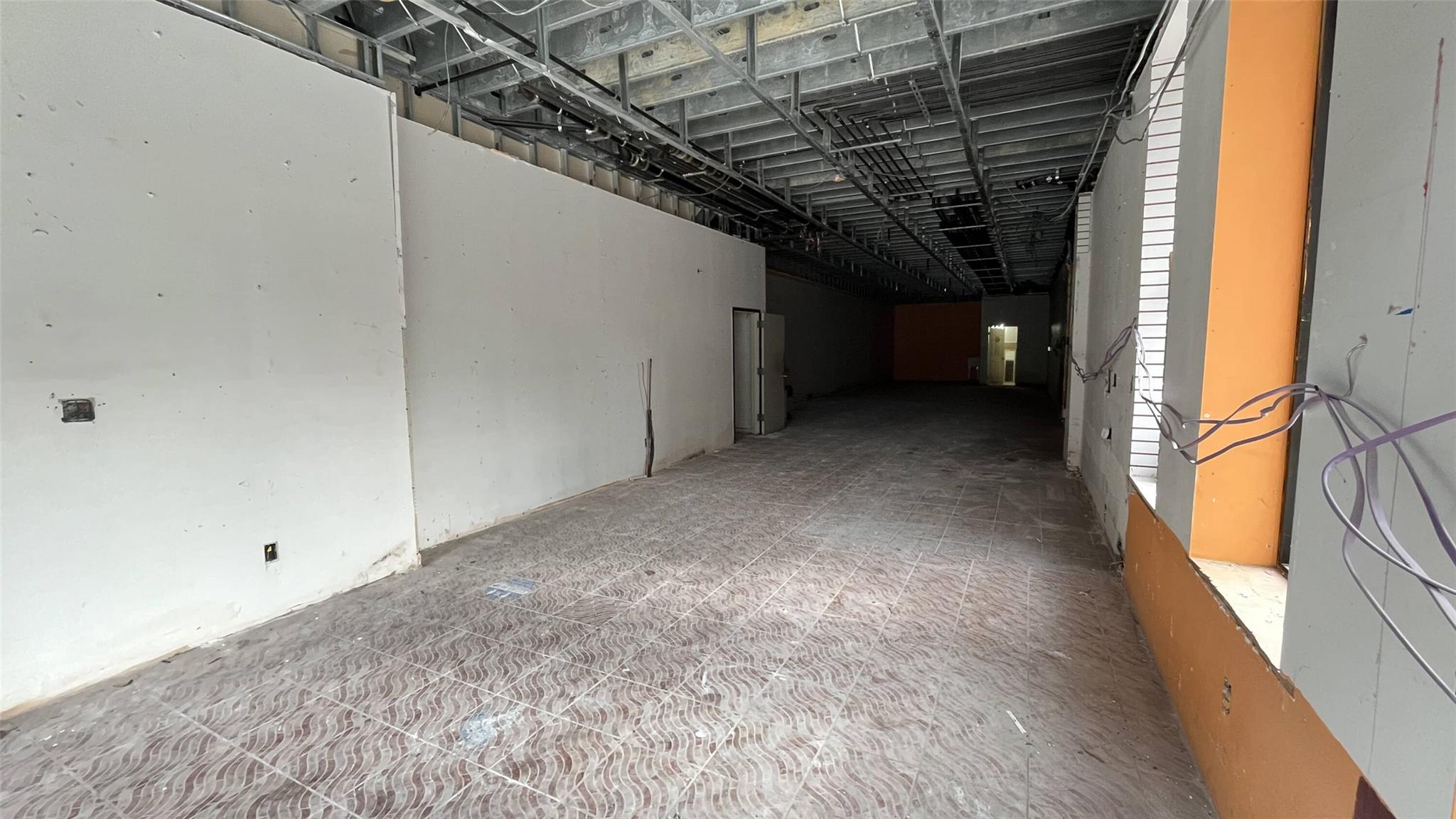 #2 photo, 343 Nostrand Avenue, ブルックリン区 Brooklyn , NY 11216