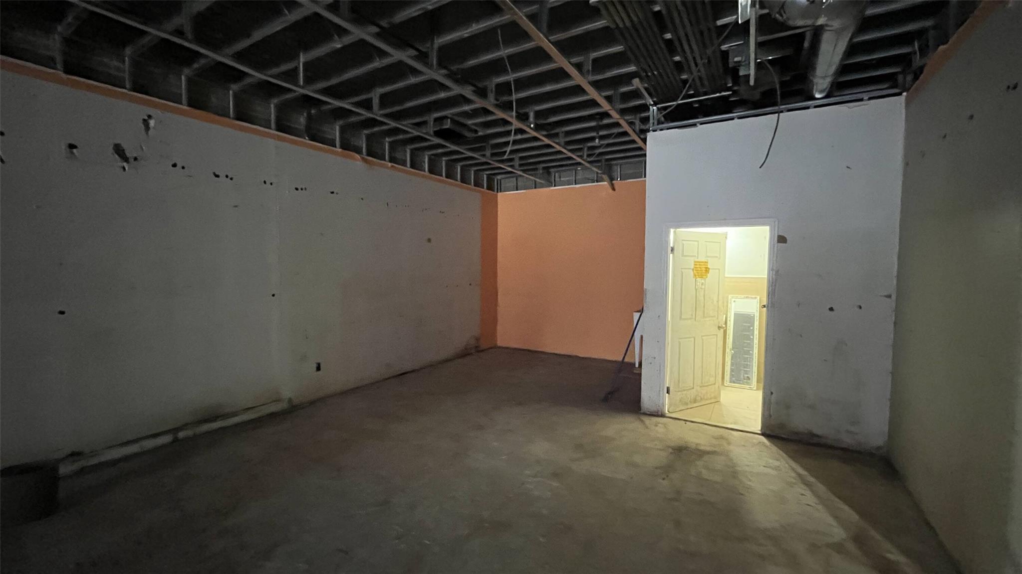 #6 photo, 343 Nostrand Avenue, ブルックリン区 Brooklyn , NY 11216