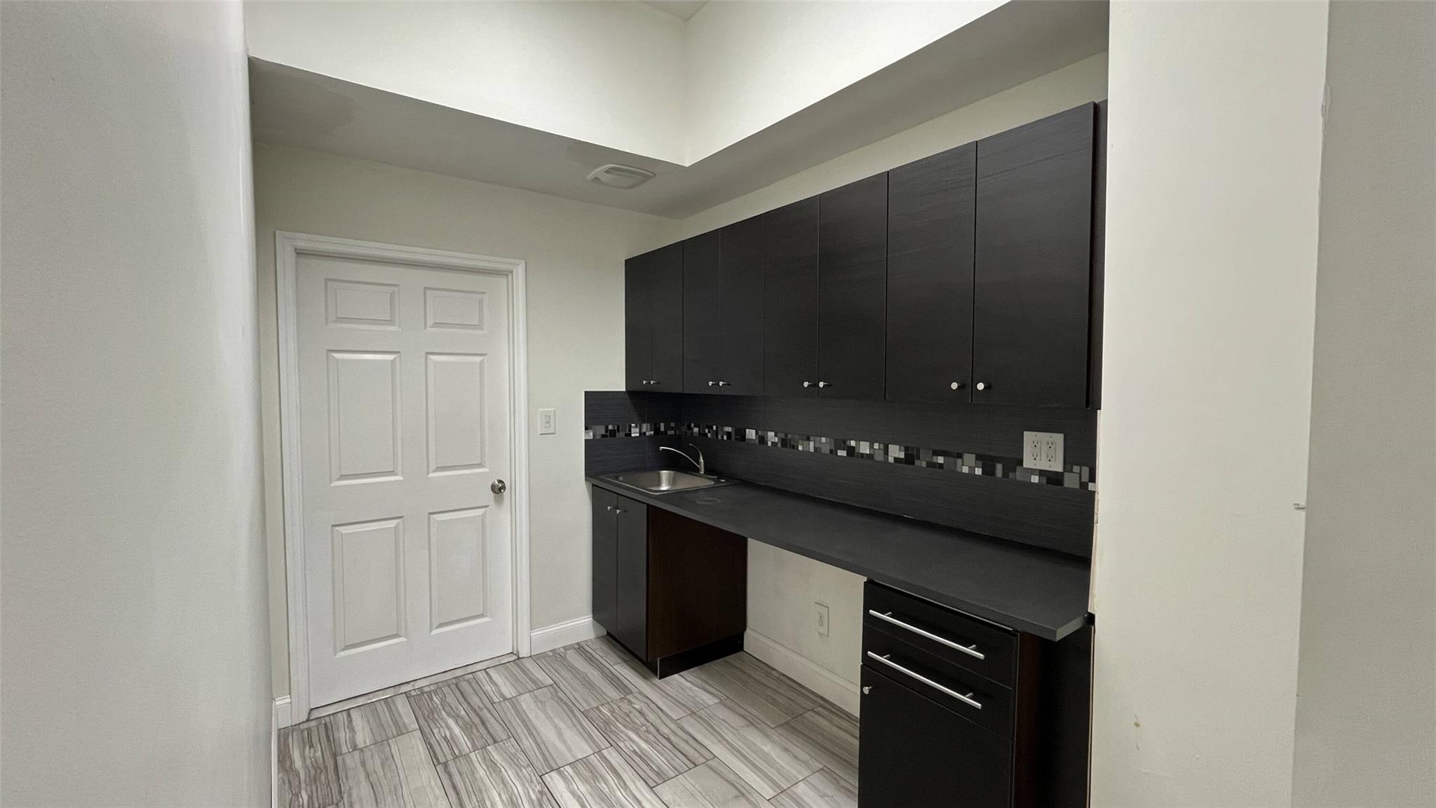 #9 photo, 343 Nostrand Avenue, ブルックリン区 Brooklyn , NY 11216