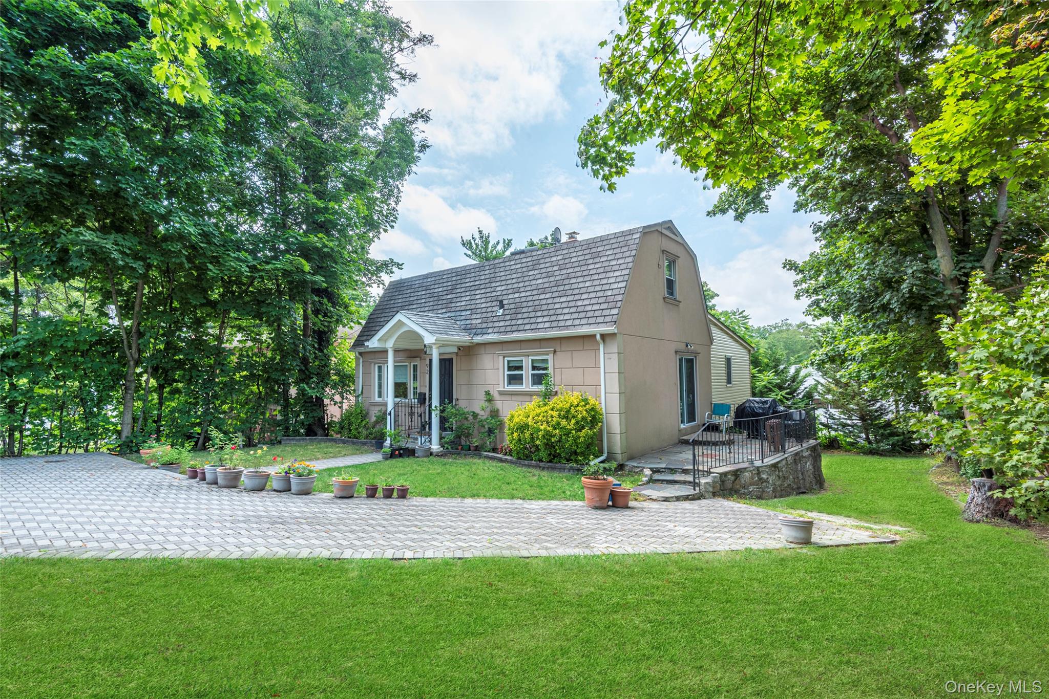 #4 photo, 92 Manor Drive, ナッソー郡 Great Neck , NY 11020