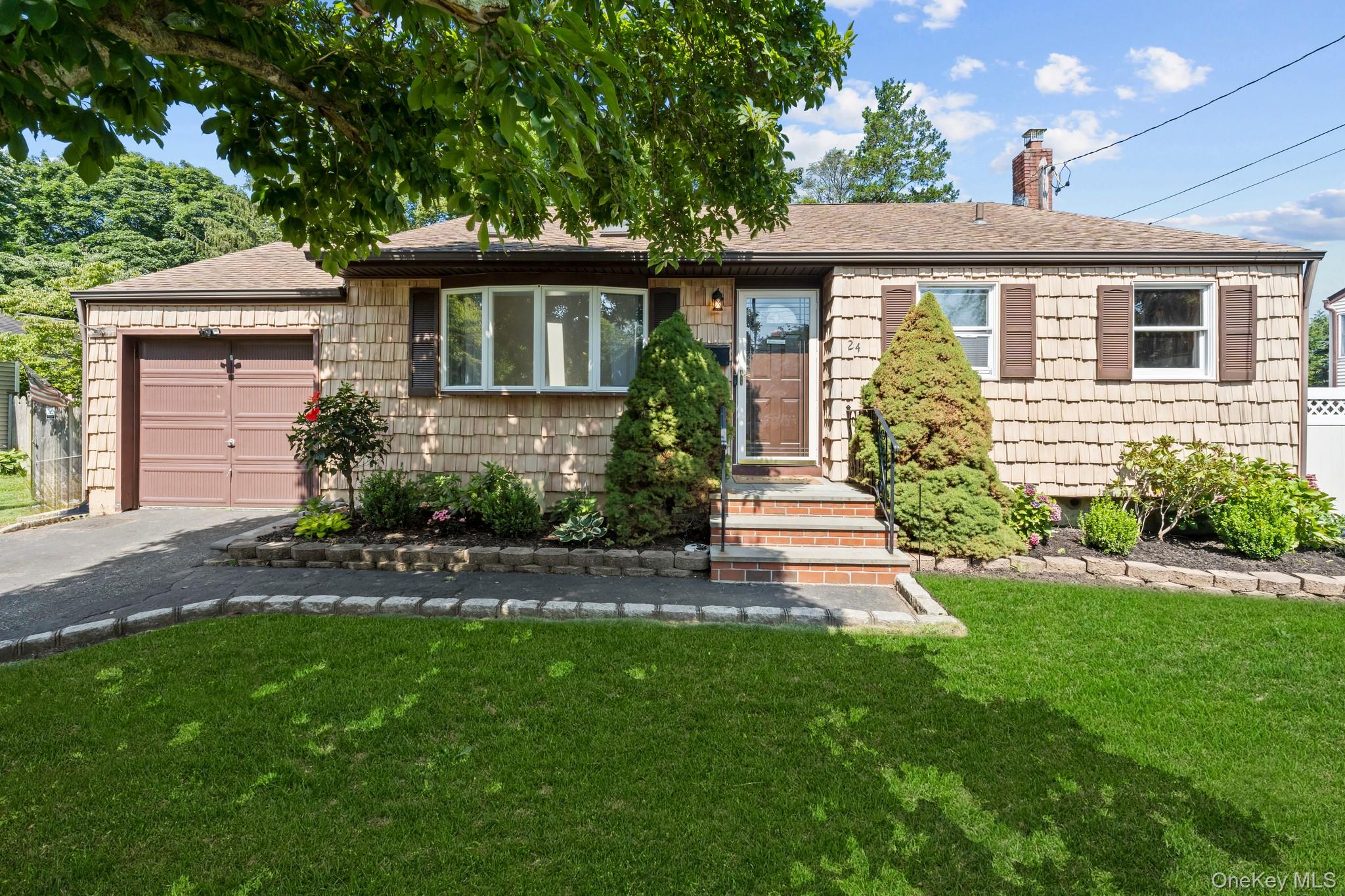 #1 photo, 24 Gregory Drive, Ronkonkoma , NY 11779