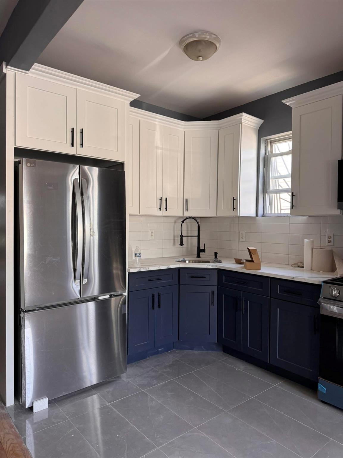 #3 photo, 864 Euclid Avenue, Brooklyn , NY 11208