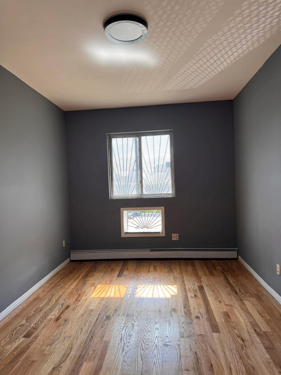 #4 photo, 864 Euclid Avenue, Brooklyn , NY 11208