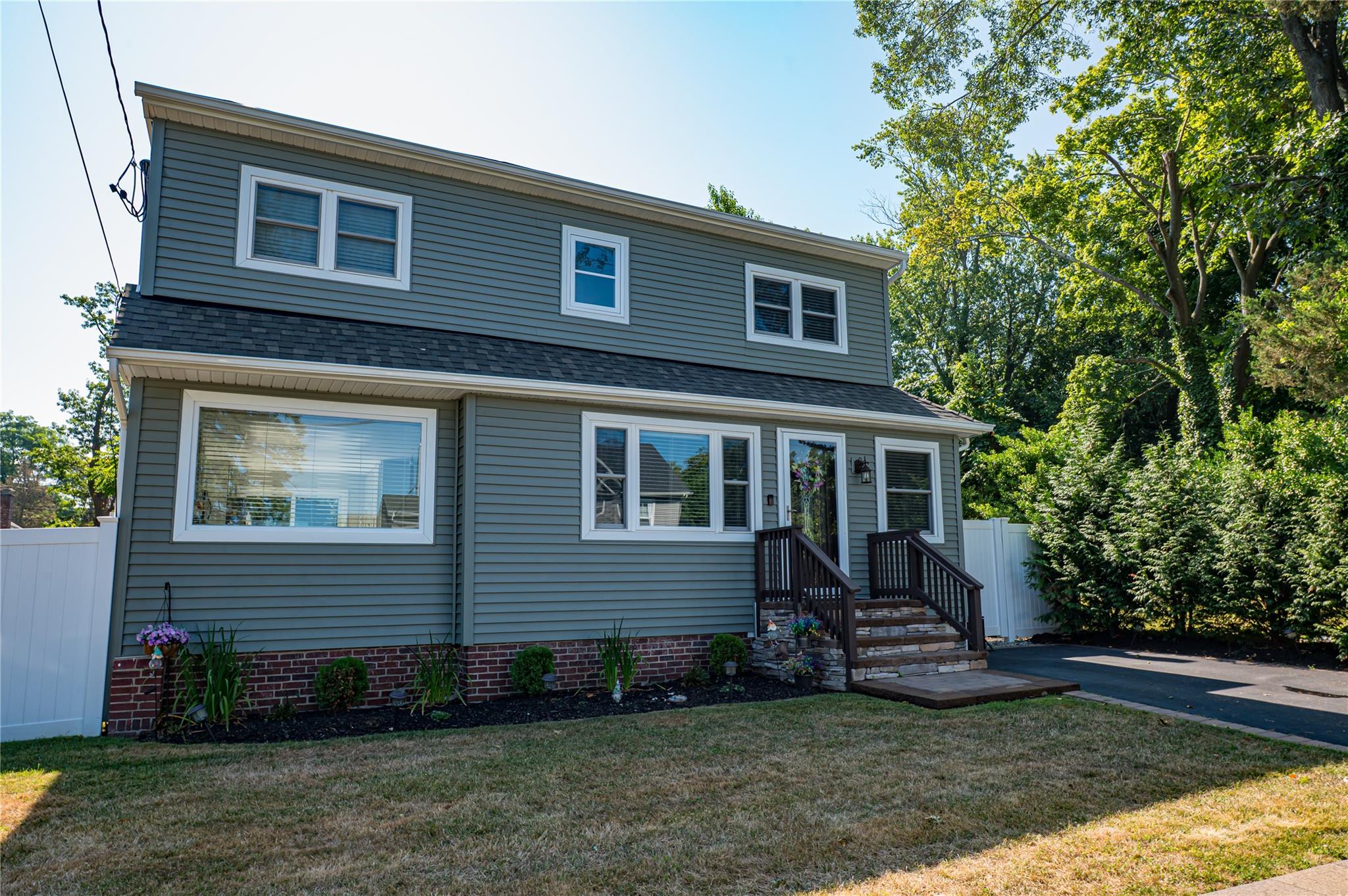 #1 photo, 41 Dogwood Road, Rocky Point , NY 11778