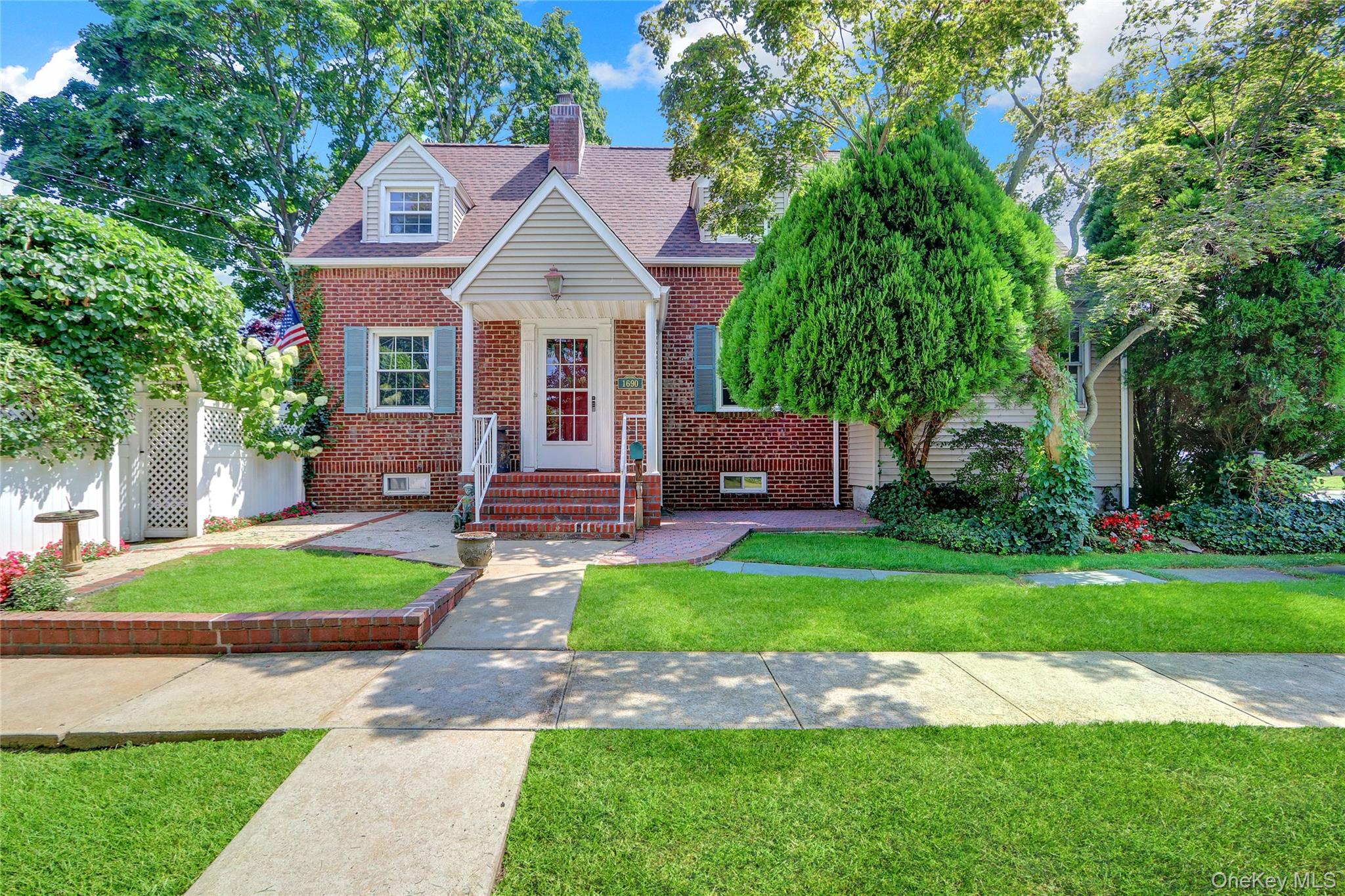 #1 photo, 1690 Argyle Road, Merrick , NY 11566