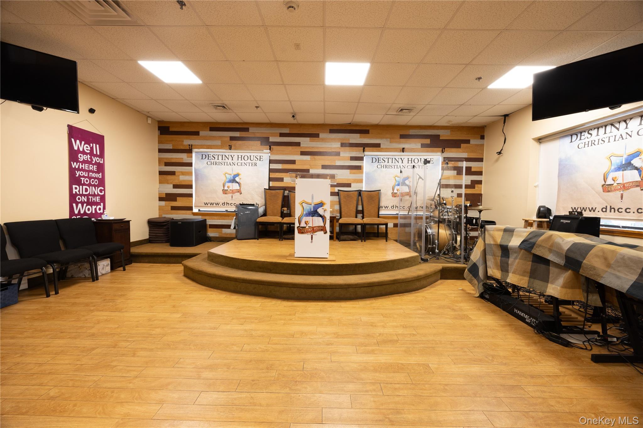 #4 photo, 70 N Main Street, ナッソー郡 Freeport , NY 11520