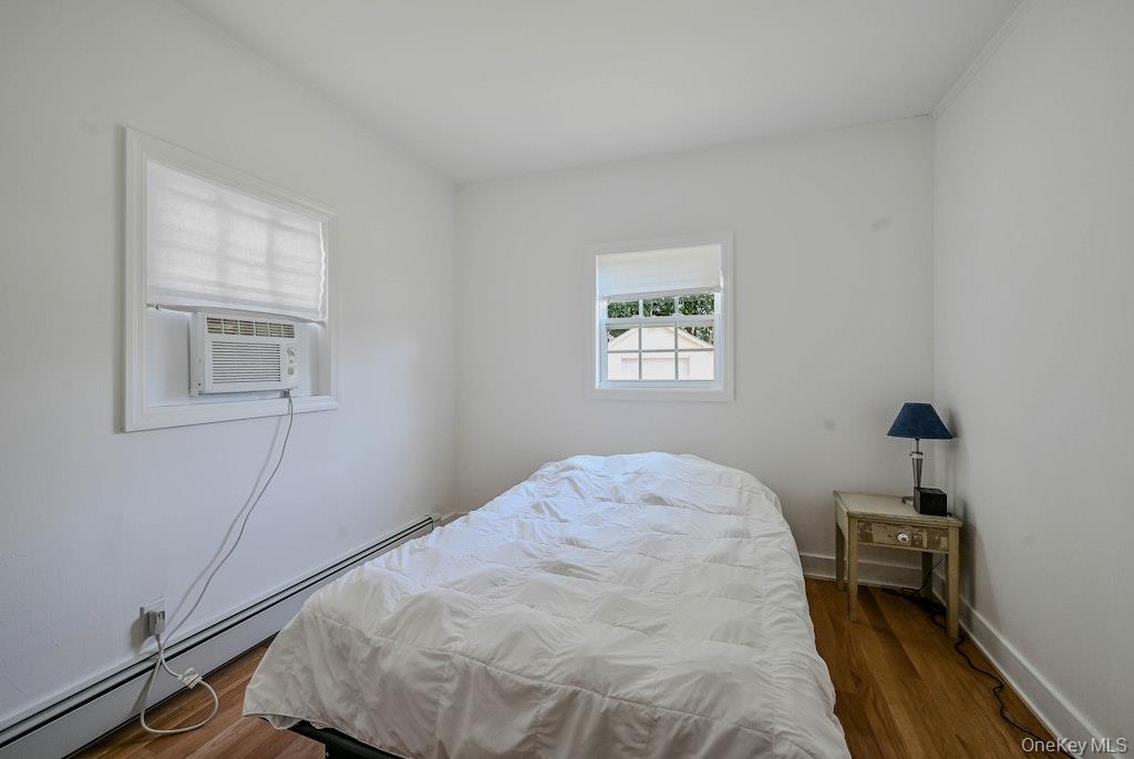 #15 photo, 1031 West Street, Riverhead , NY 11901