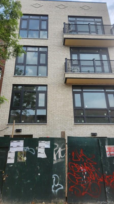 #4 photo, 102-48 Nicollis Avenue, クイーンズ区 Corona , NY 11368