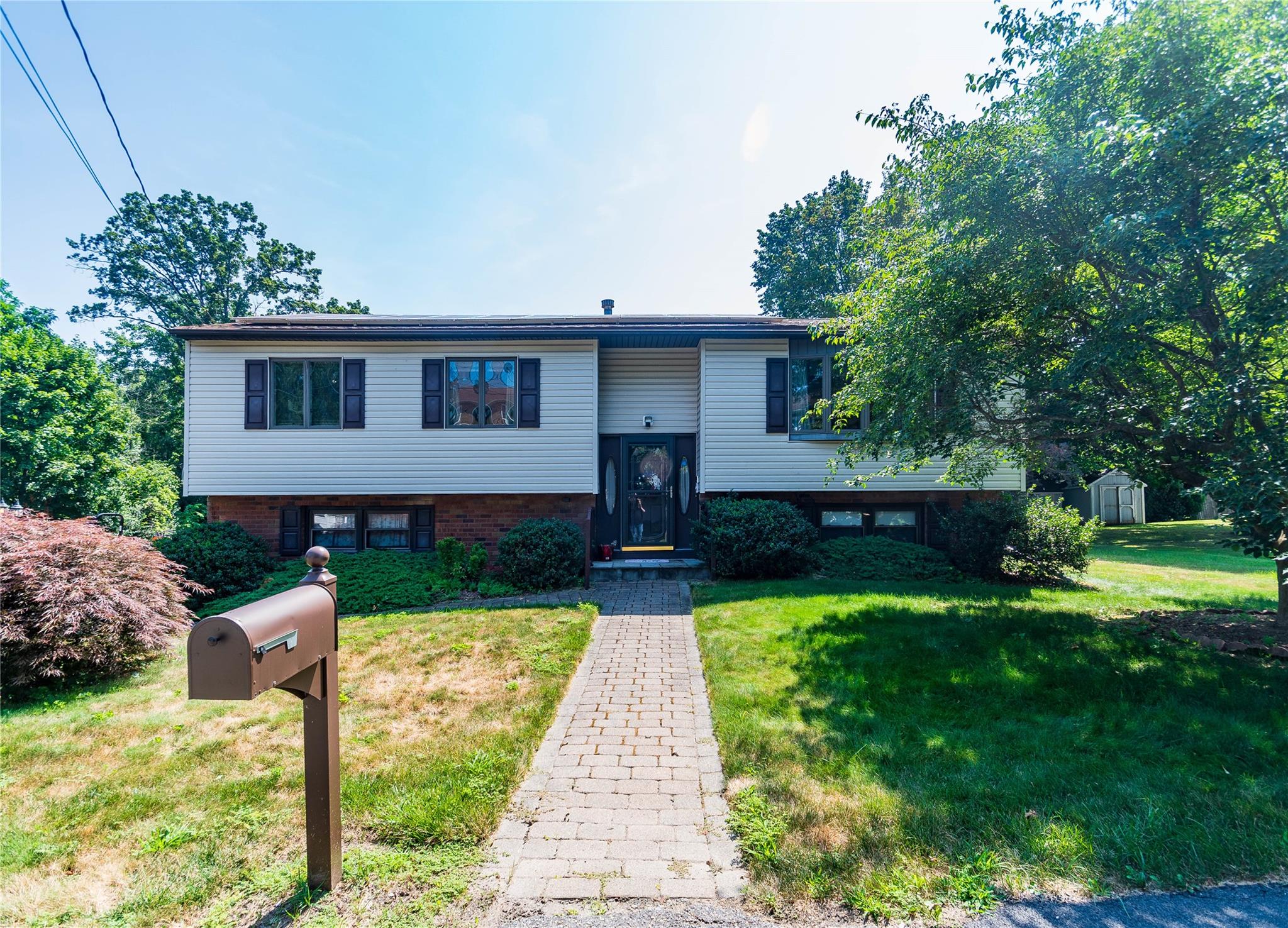 #1 photo, 12 Oxford Road, New Windsor , NY 12553