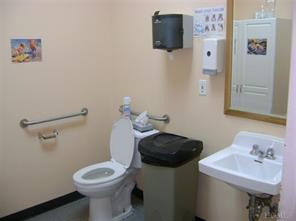 #10 photo, 2447 Eastchester Road, Bronx , NY 10469