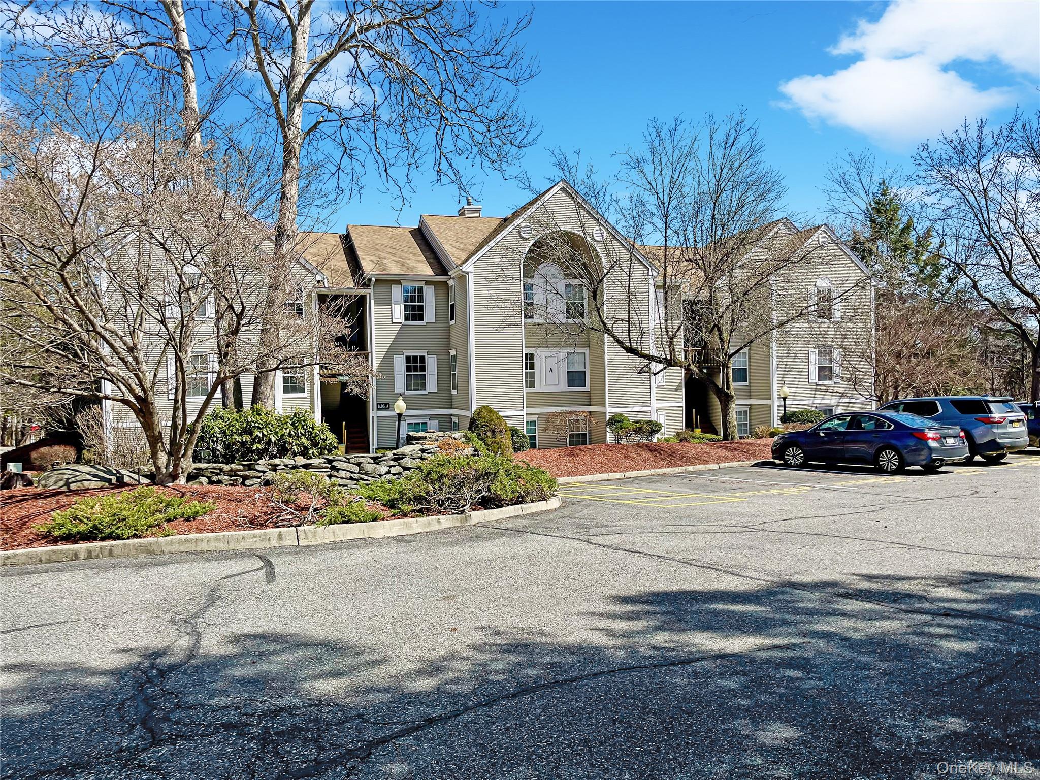 #4 photo, 1024 Washington Green, New Windsor , NY 12553