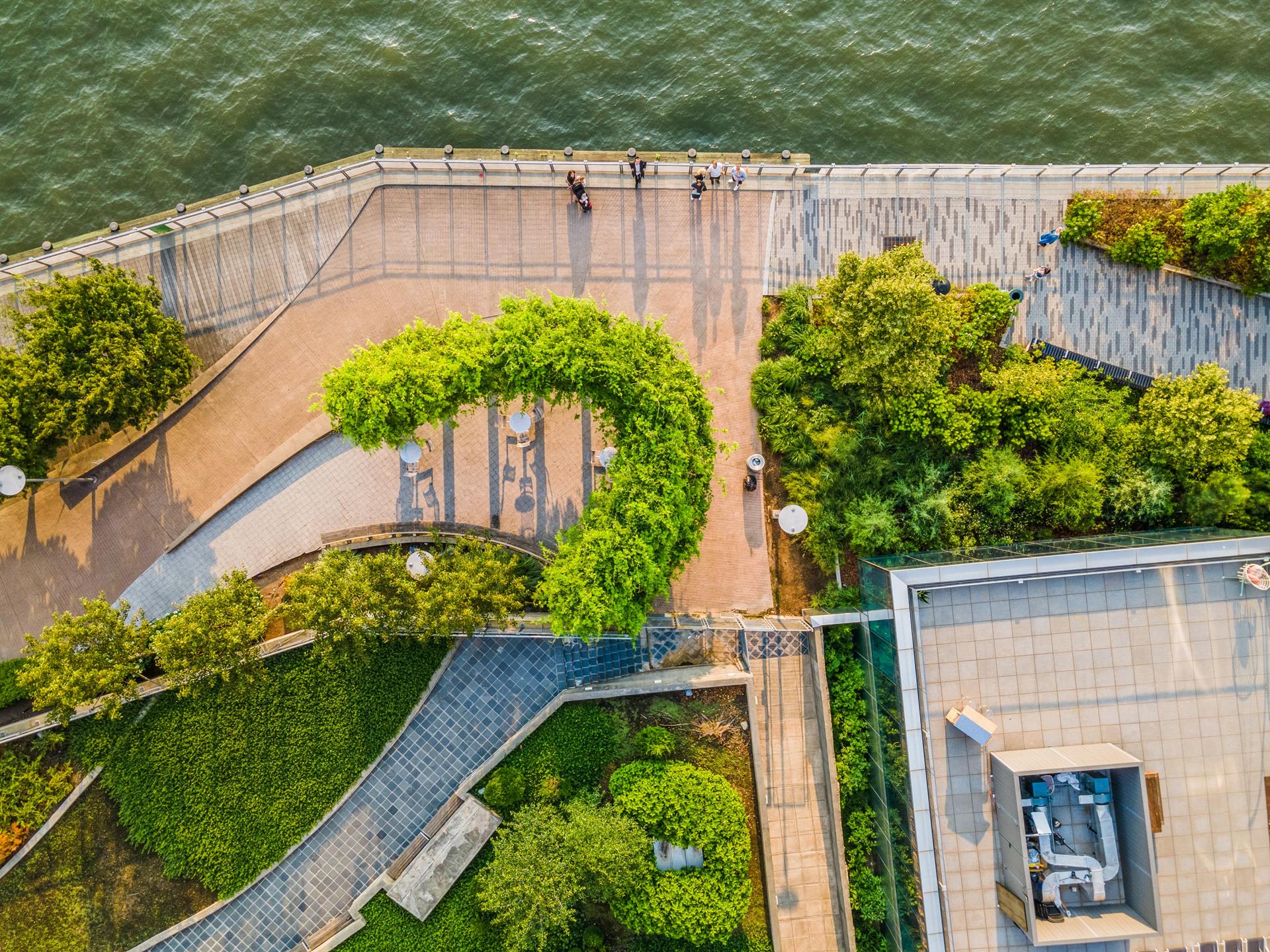 #12 photo, 446 KENT Avenue, ブルックリン区 Williamsburg,South , NY 11249