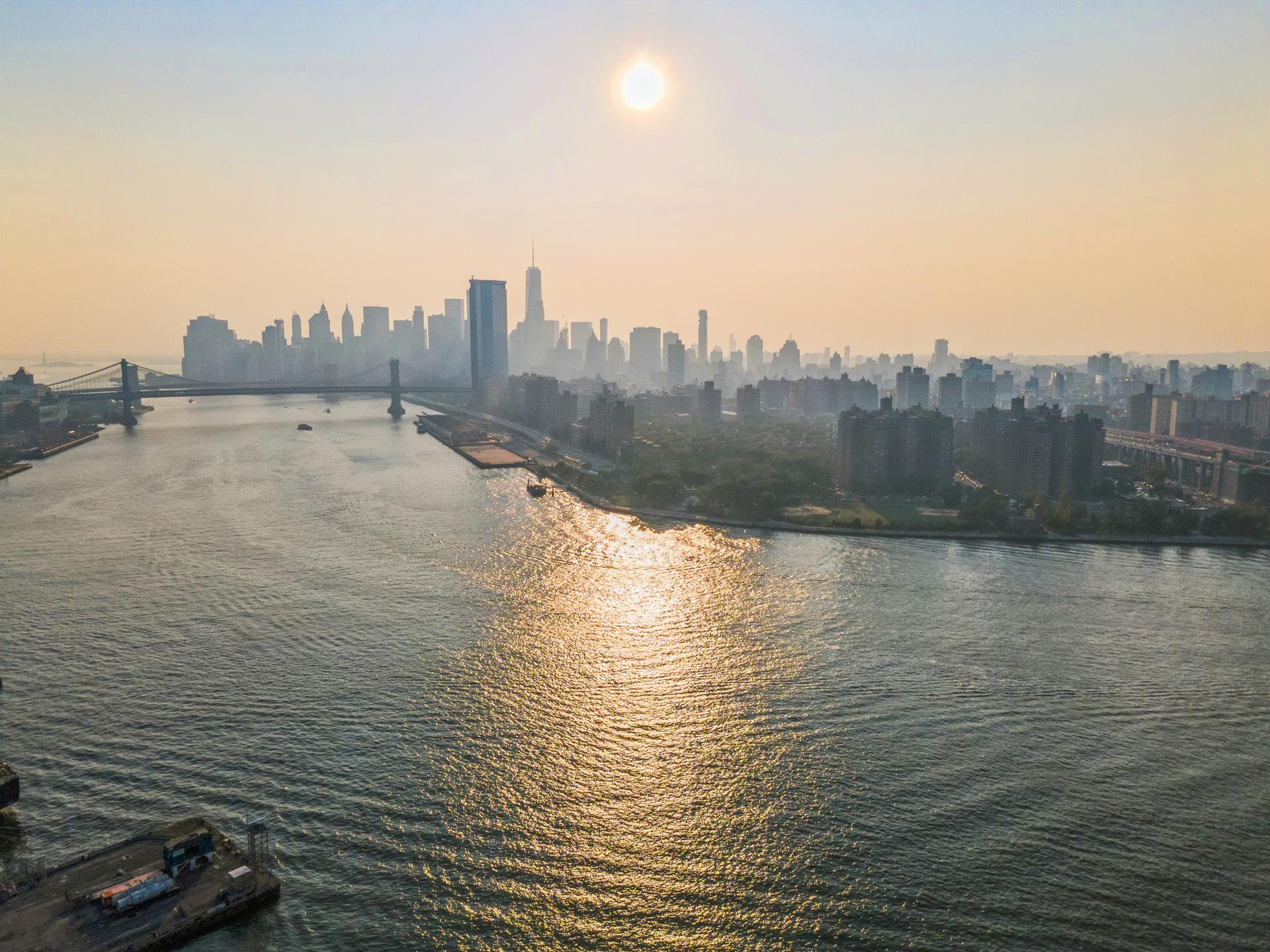 #13 photo, 446 KENT Avenue, ブルックリン区 Williamsburg,South , NY 11249