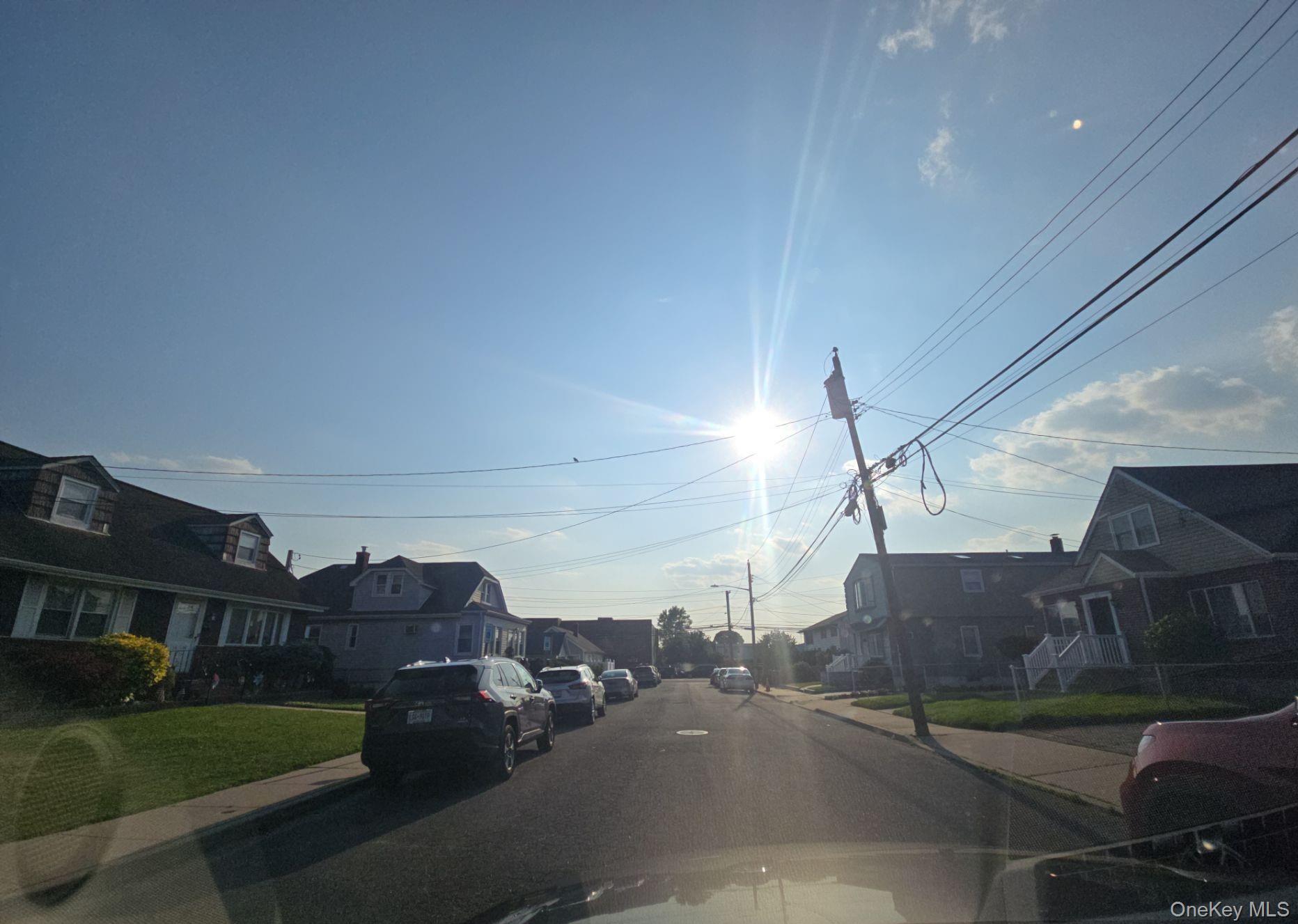 #4 photo, 1314 Globe Avenue, Elmont , NY 11003