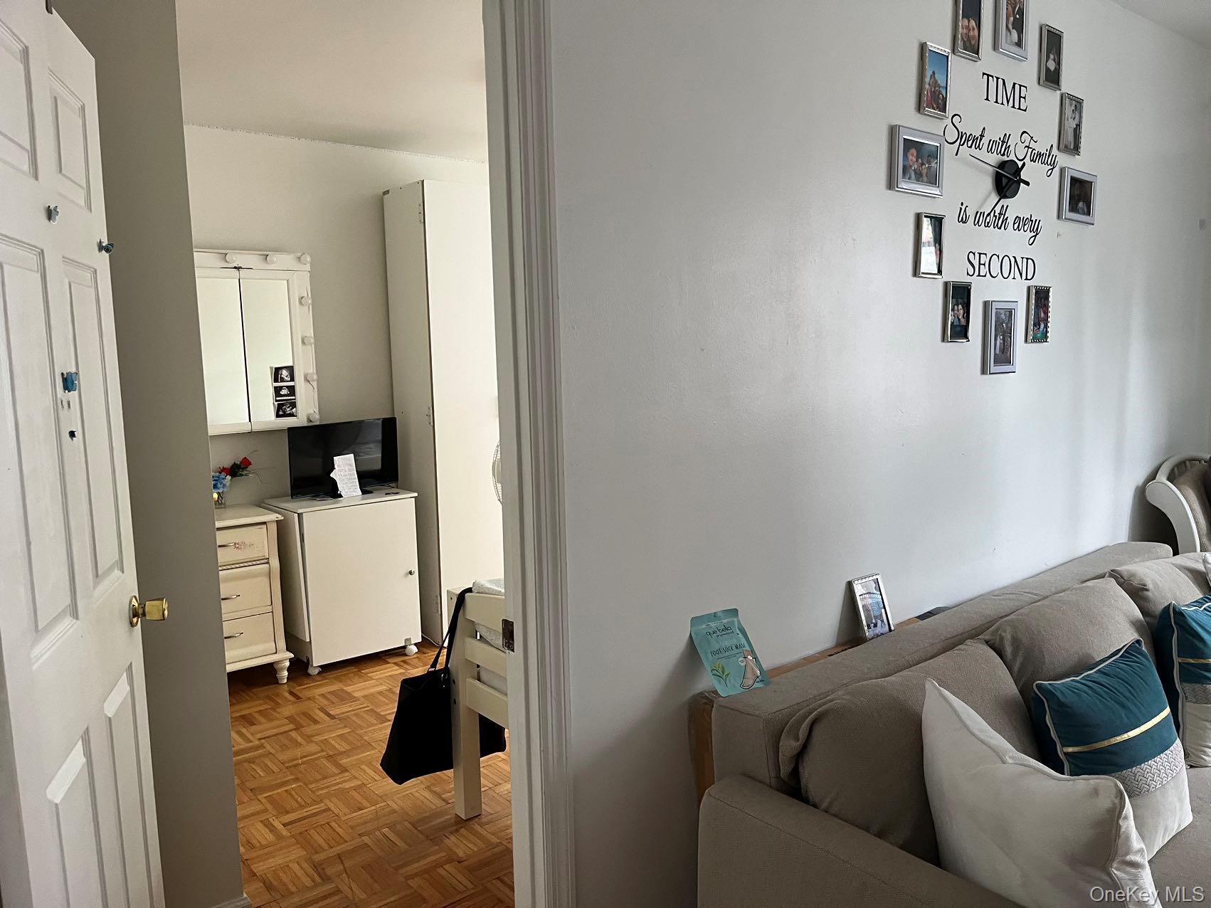 #14 photo, 109-12 Westside Avenue, クイーンズ区 Corona , NY 11368