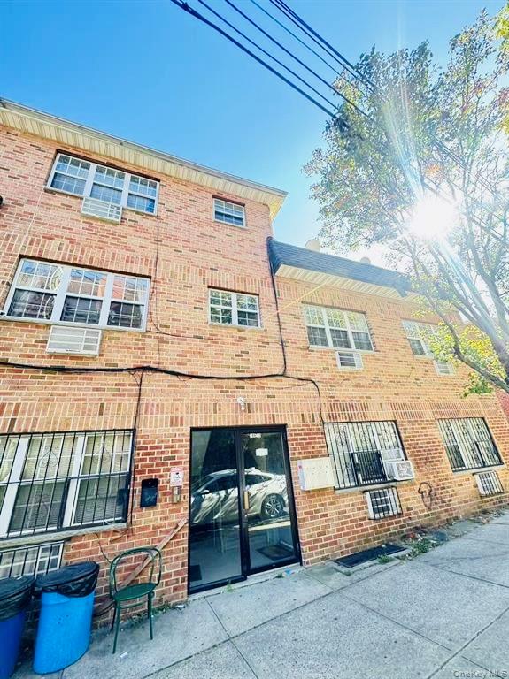 #2 photo, 109-12 Westside Avenue, クイーンズ区 Corona , NY 11368