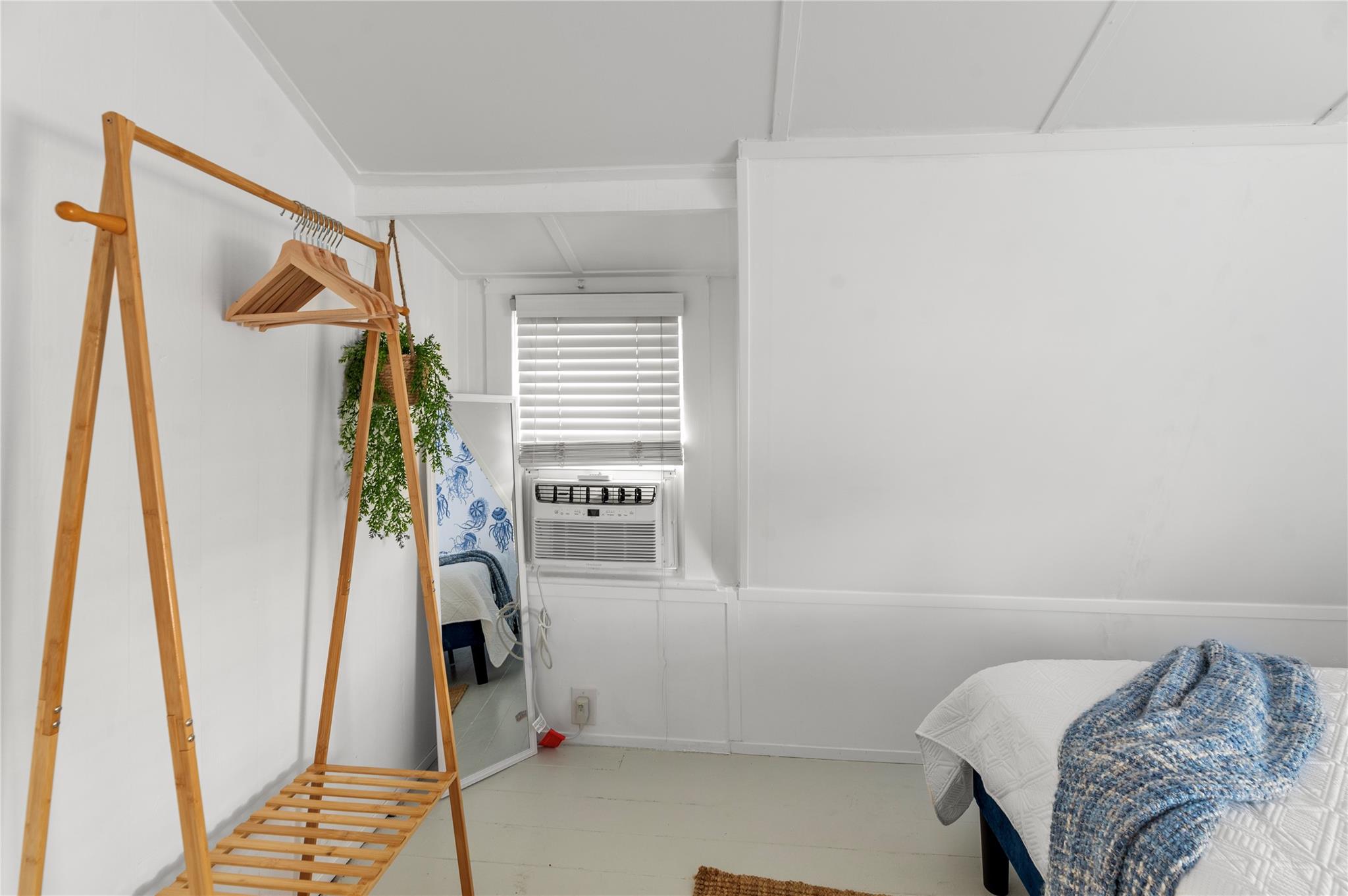 #19 photo, 291 Cottage Walk, Ocean Beach , NY 11770