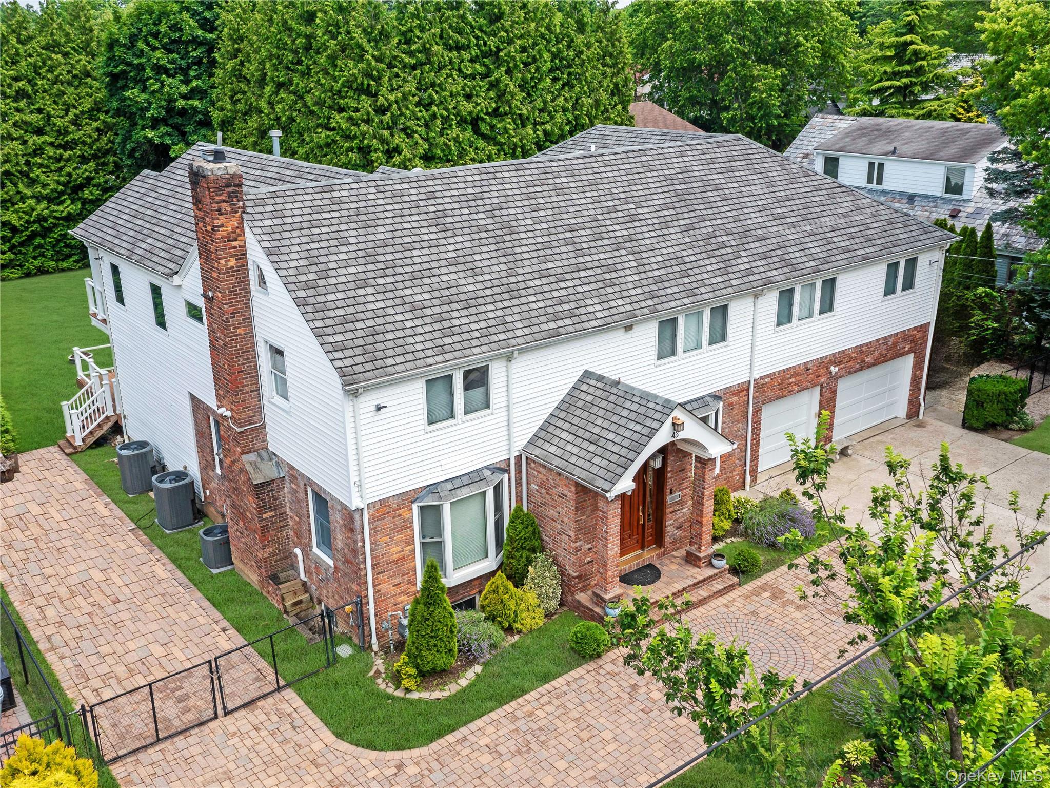 #1 photo, 43 Oxford Boulevard, ナッソー郡 Great Neck , NY 11023