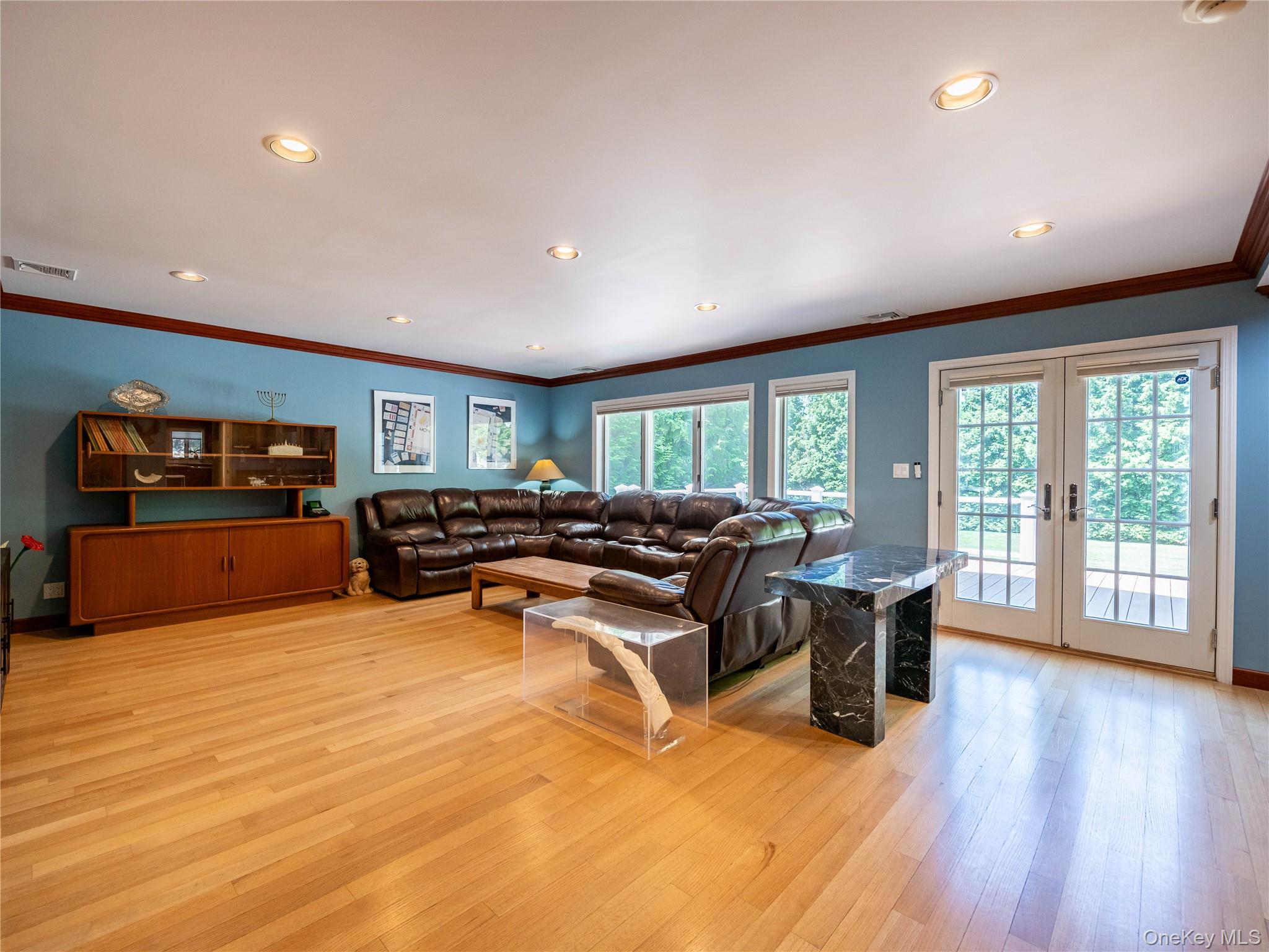 #14 photo, 43 Oxford Boulevard, ナッソー郡 Great Neck , NY 11023