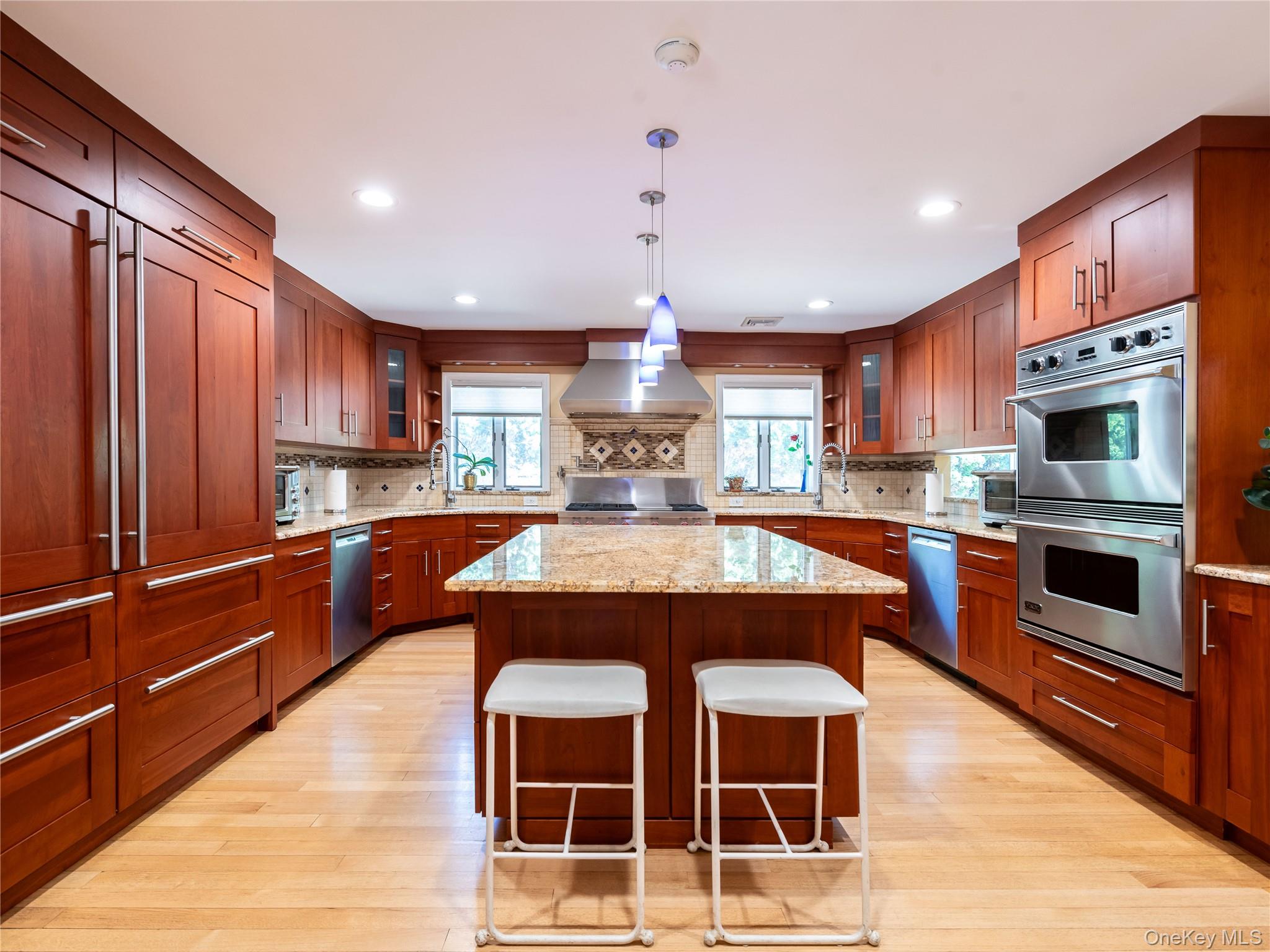 #3 photo, 43 Oxford Boulevard, ナッソー郡 Great Neck , NY 11023