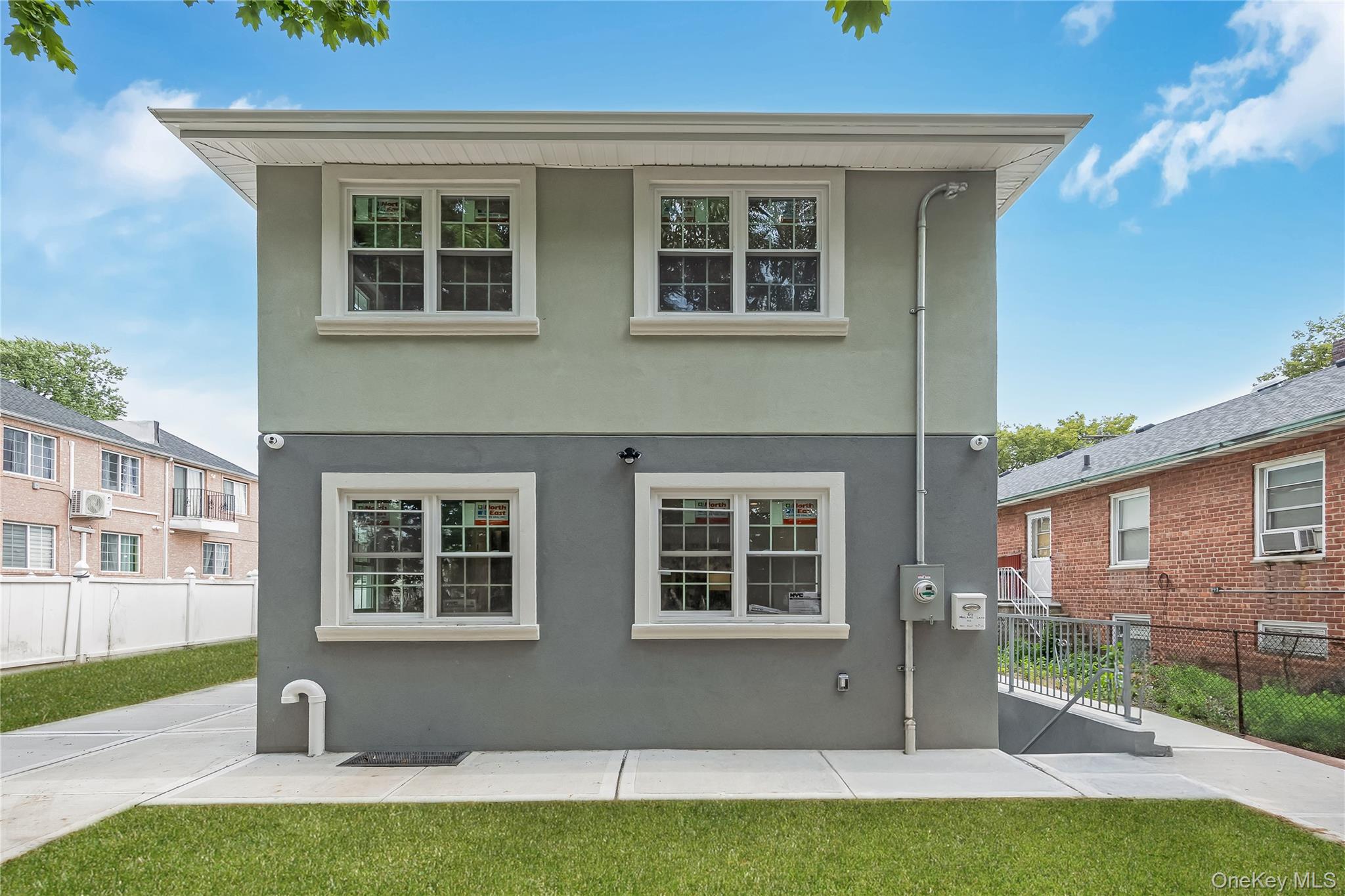 #1 photo, 64 Nolans Lane, ब्रुकलीन Brooklyn , NY 11236