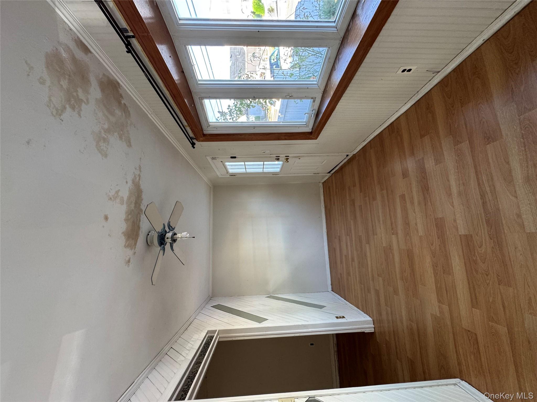 #14 photo, 19 Jacob Street, ナッソー郡 Elmont , NY 11003