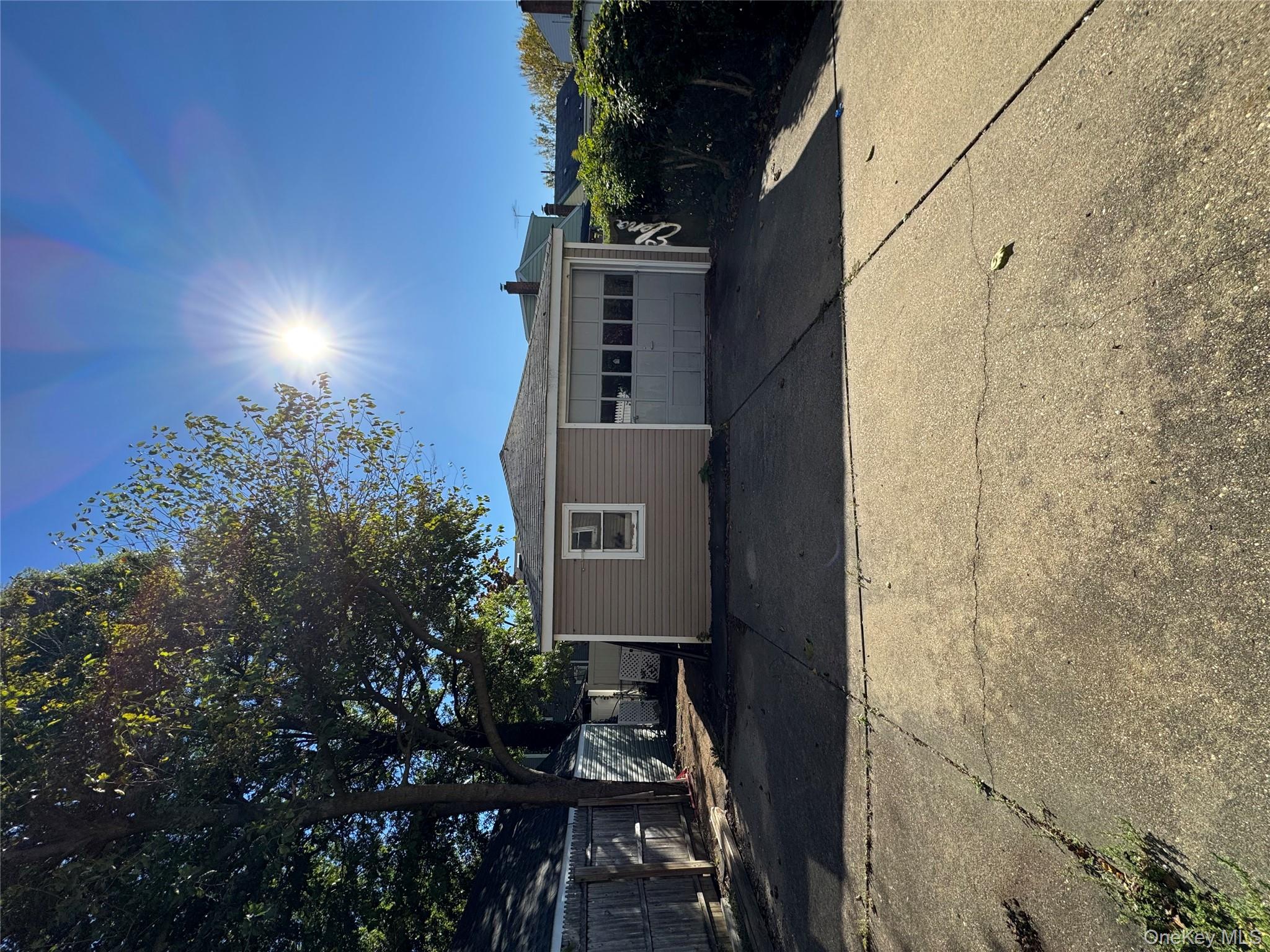 #6 photo, 19 Jacob Street, ナッソー郡 Elmont , NY 11003