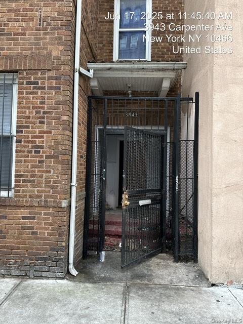 #2 photo, 3943 Carpenter Avenue, ブロンクス区 Bronx , NY 10466