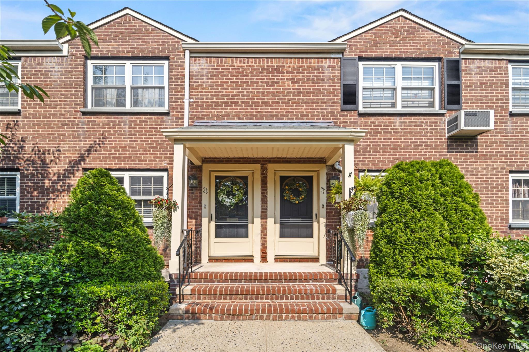 #1 photo, 69-09 215th Street, クイーンズ区 Bayside , NY 11364