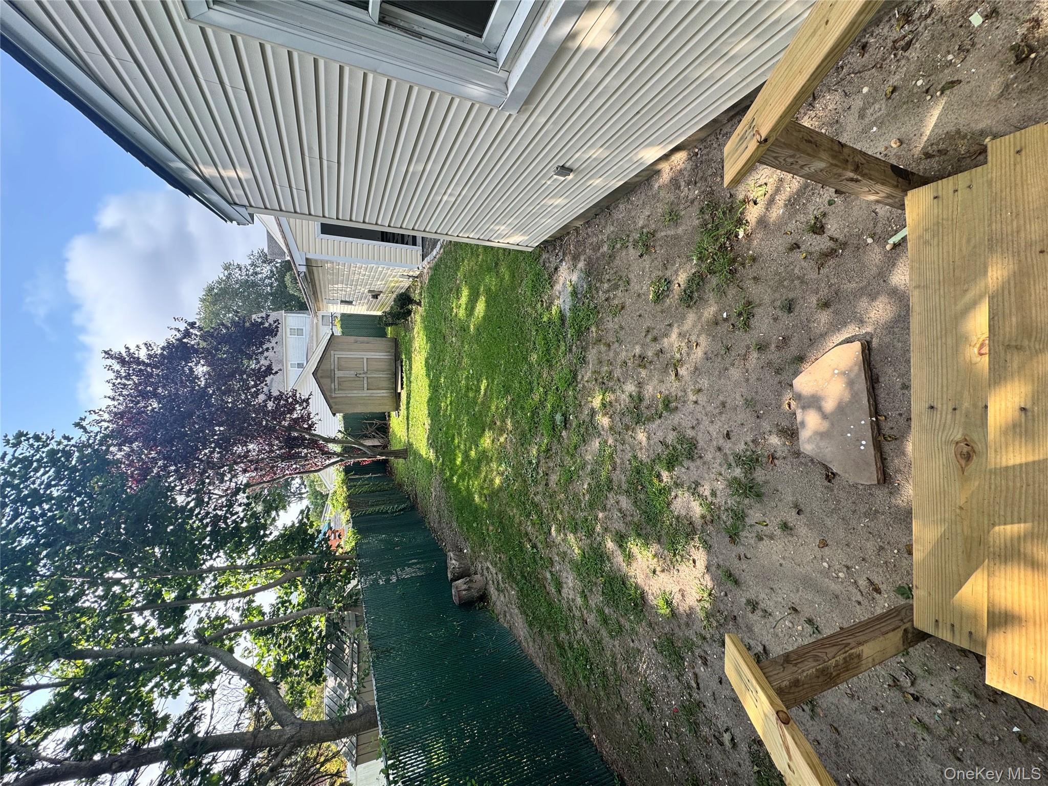 #11 photo, 54 Danes Street, サフォーク郡 Patchogue , NY 11772