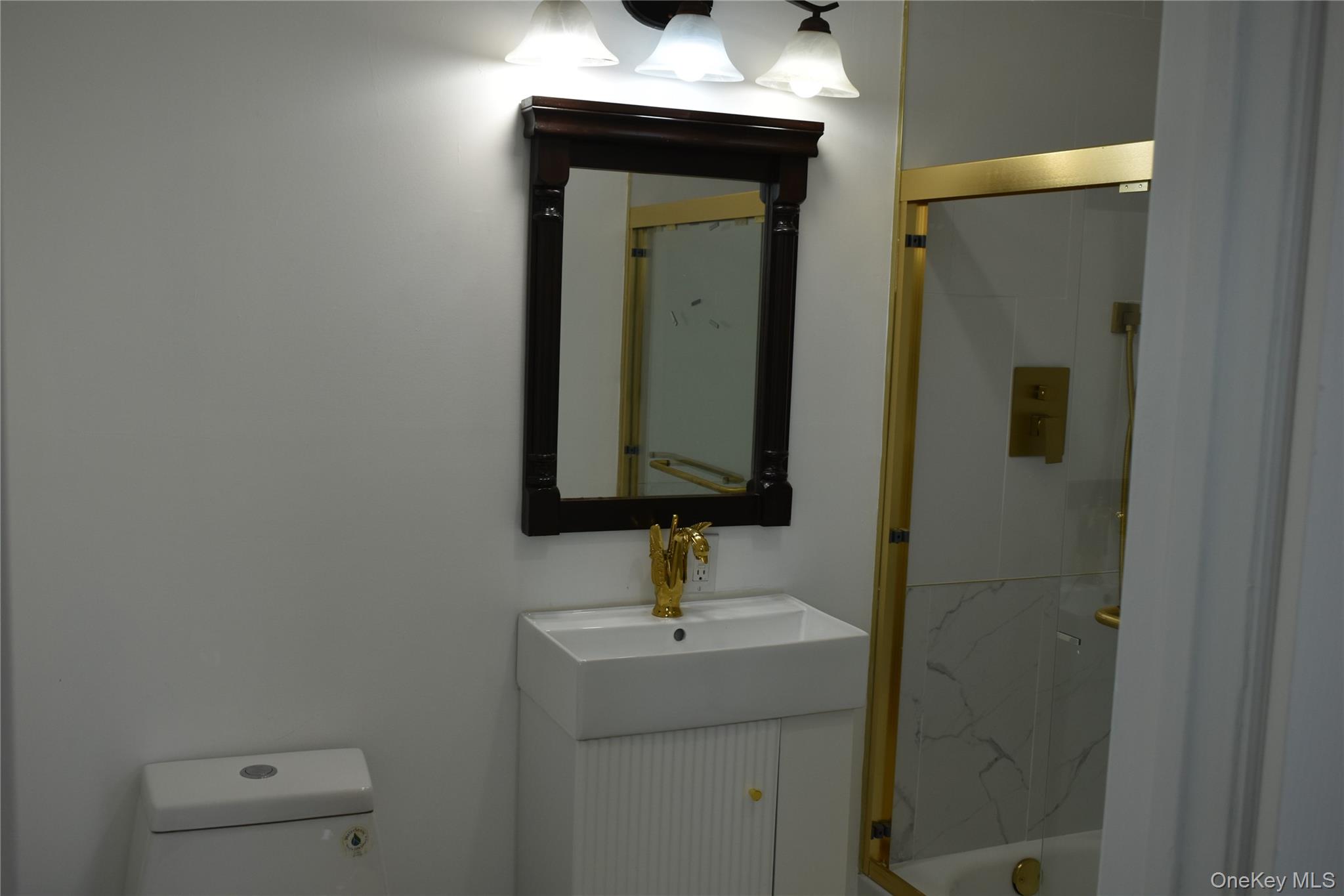 #15 photo, 54 Danes Street, サフォーク郡 Patchogue , NY 11772