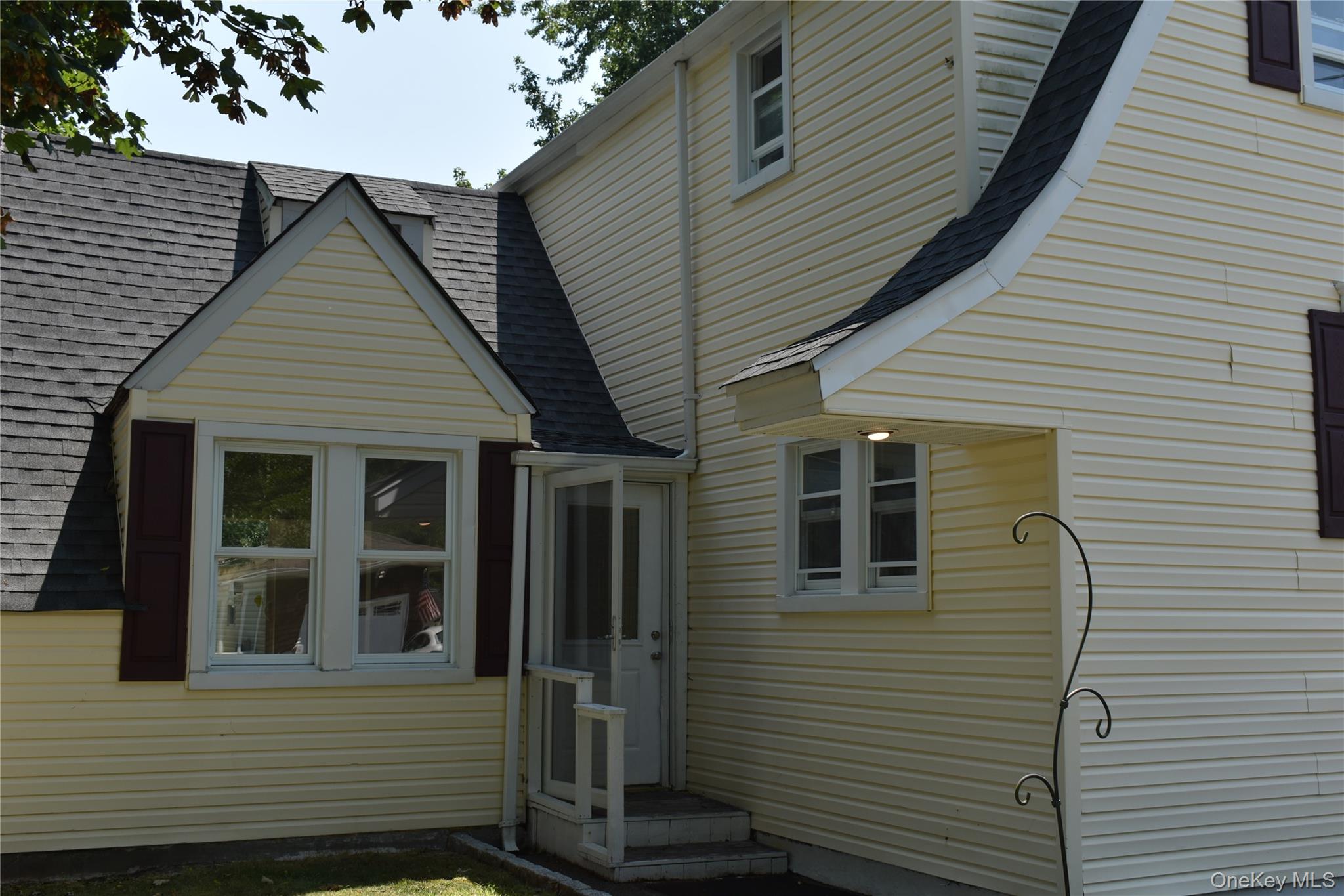 #3 photo, 54 Danes Street, サフォーク郡 Patchogue , NY 11772