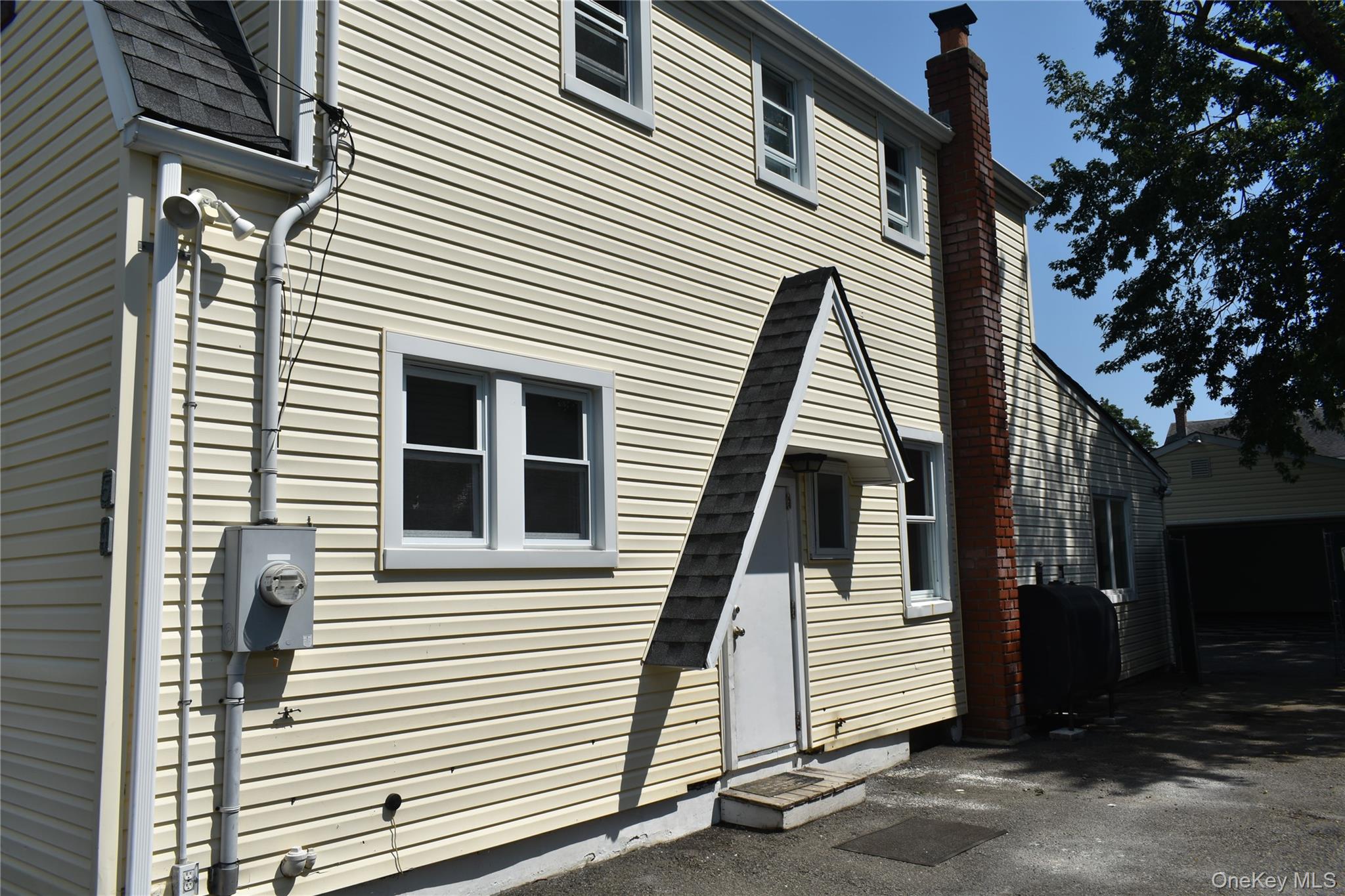 #4 photo, 54 Danes Street, サフォーク郡 Patchogue , NY 11772