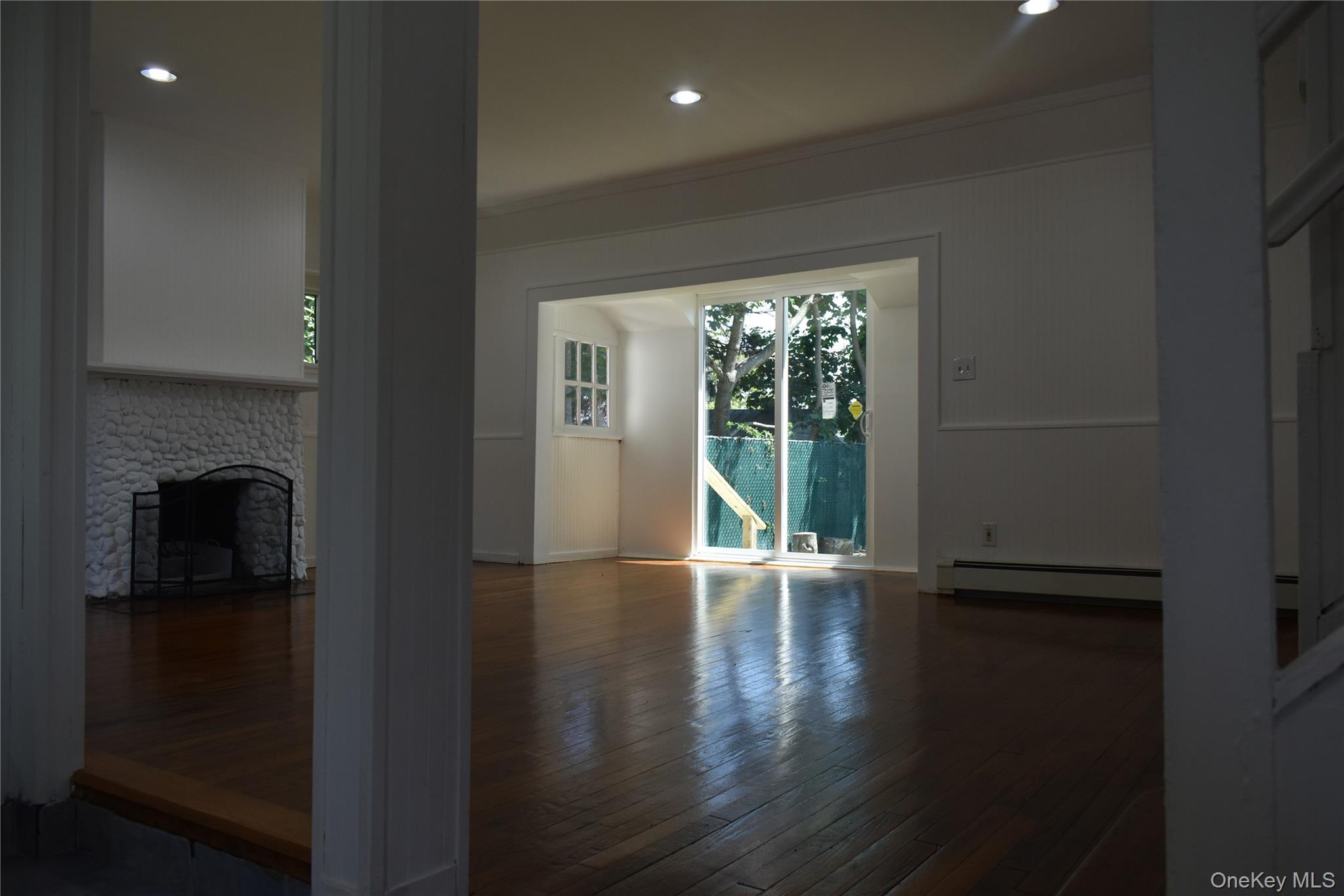 #9 photo, 54 Danes Street, サフォーク郡 Patchogue , NY 11772