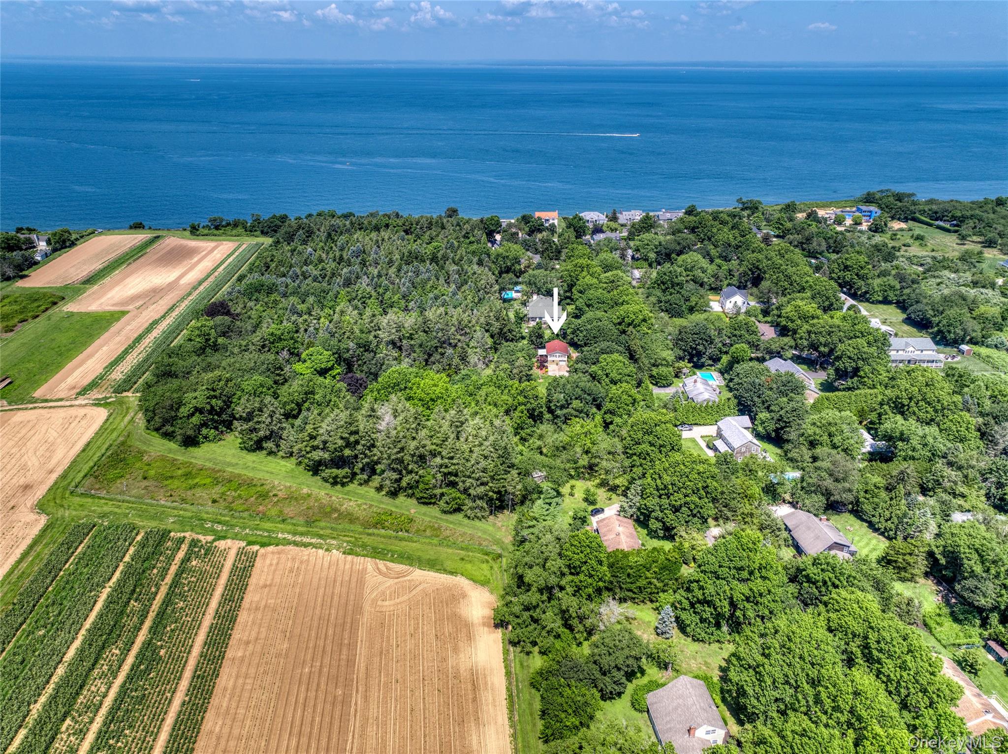 #17 photo, 685 Greenway W, サフォーク郡 Orient , NY 11957