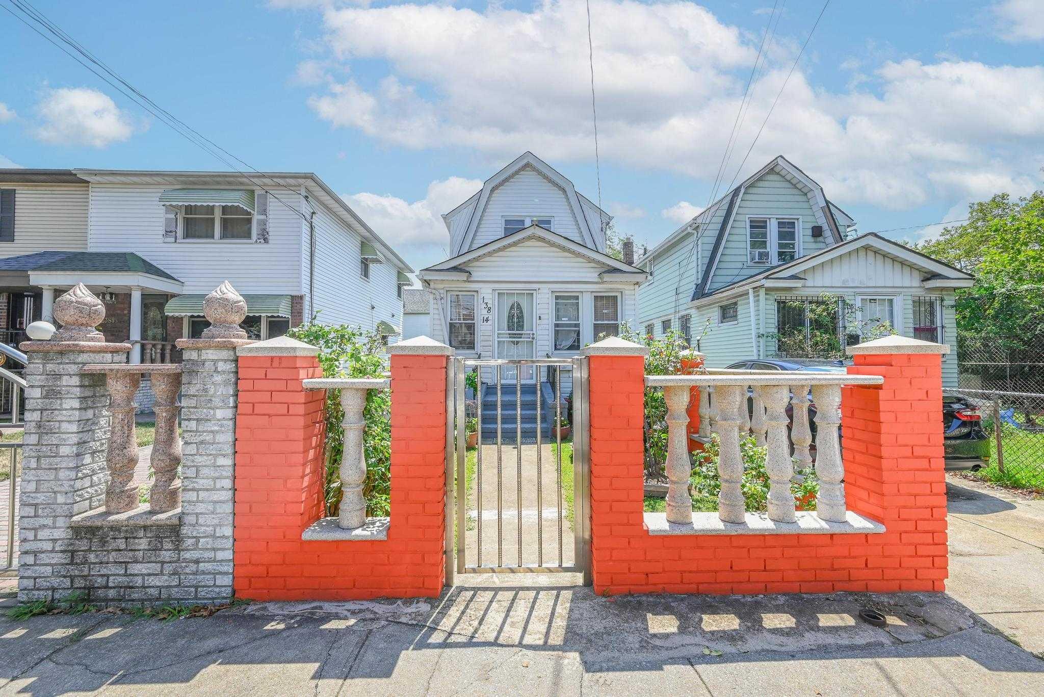 #1 photo, 13814 111th Avenue, كوينز Jamaica , NY 11435