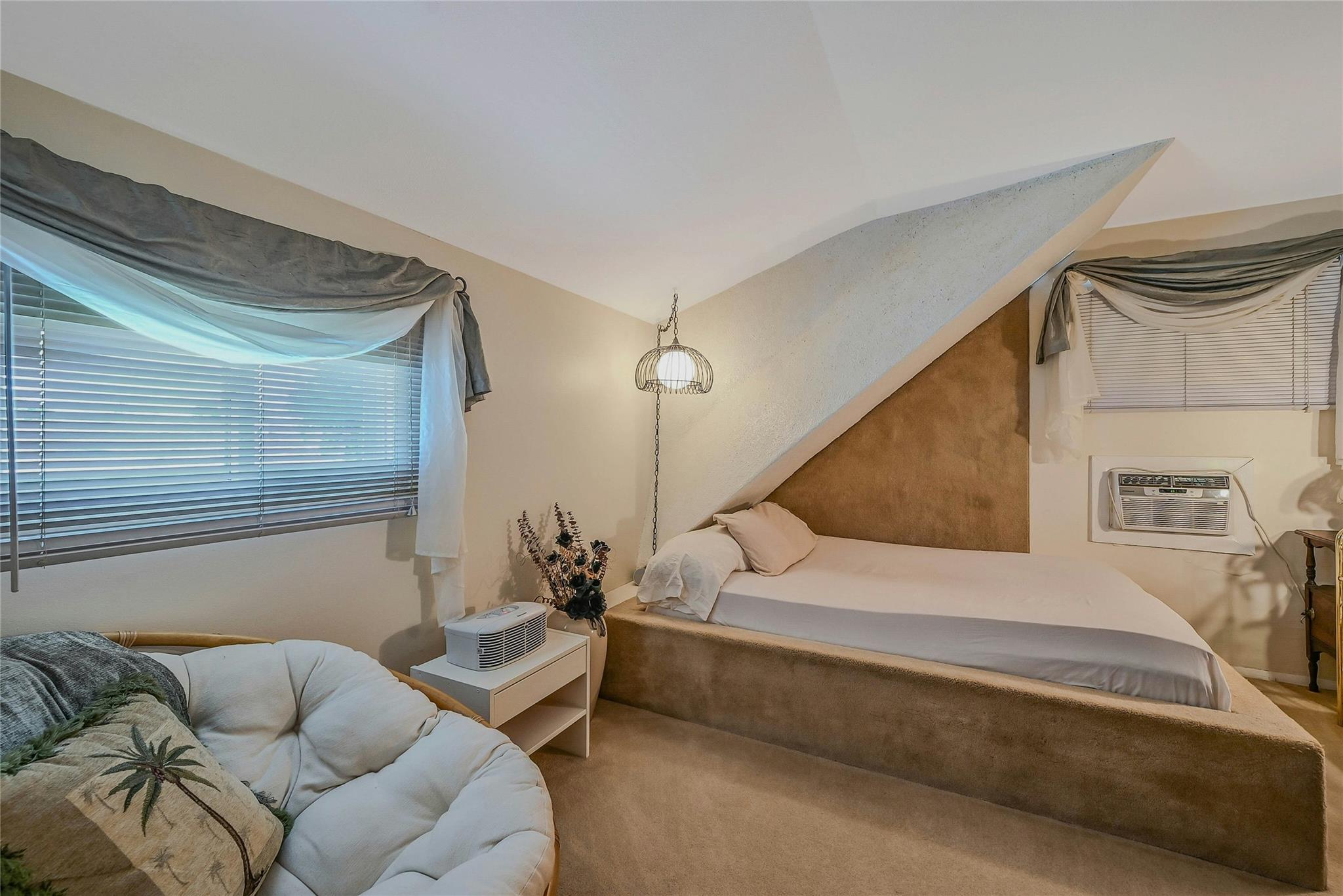 #16 photo, 532 Alwick Avenue, West Islip , NY 11795