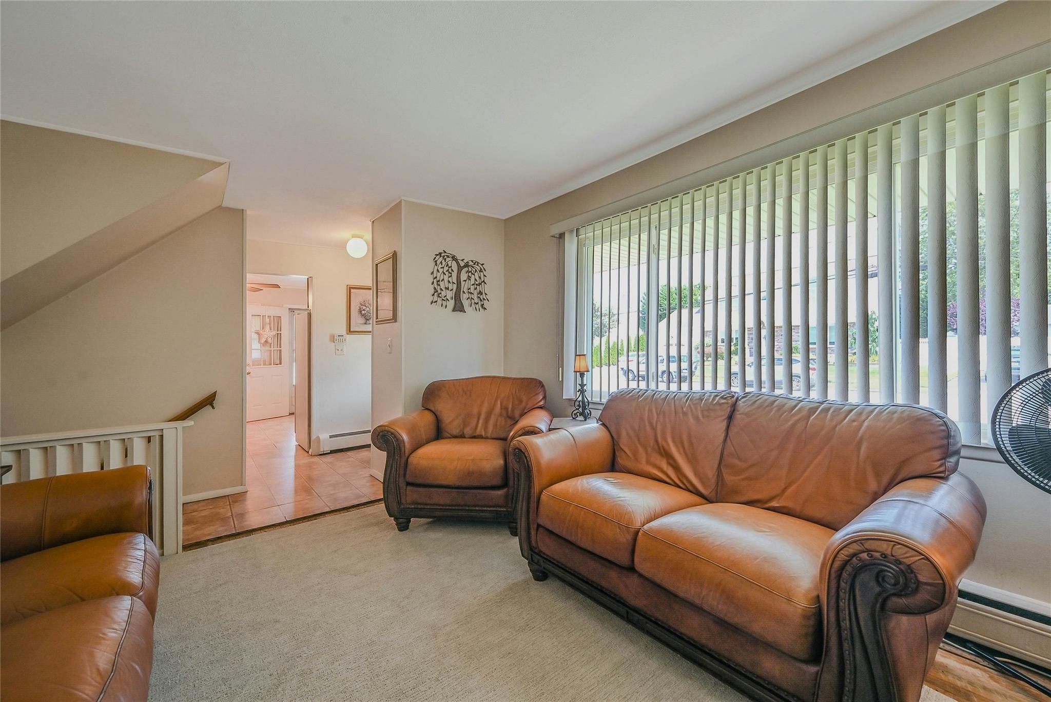 #8 photo, 532 Alwick Avenue, West Islip , NY 11795