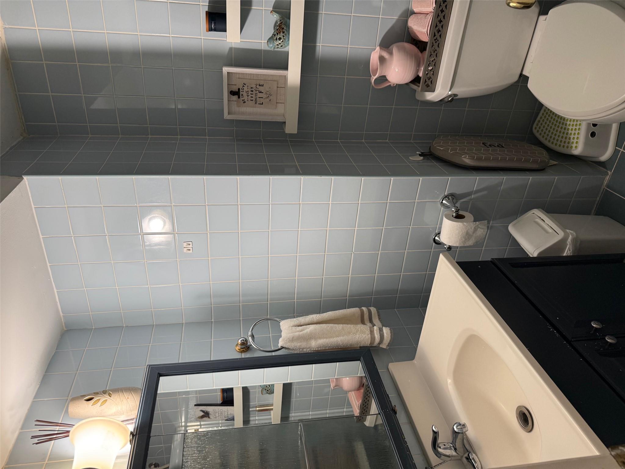 #16 photo, 11949 6th Avenue, クイーンズ区 College Point , NY 11356