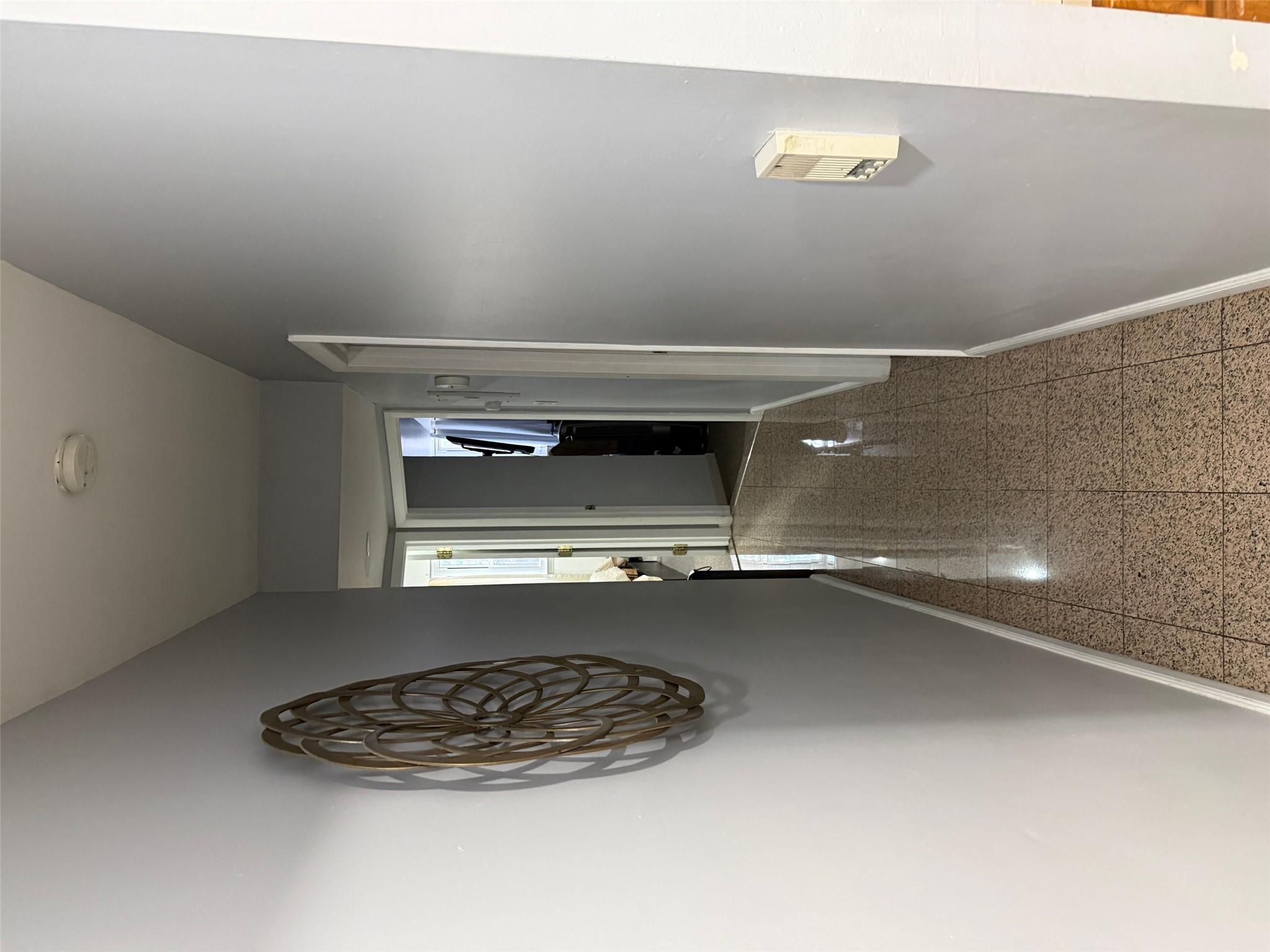 #18 photo, 11949 6th Avenue, クイーンズ区 College Point , NY 11356