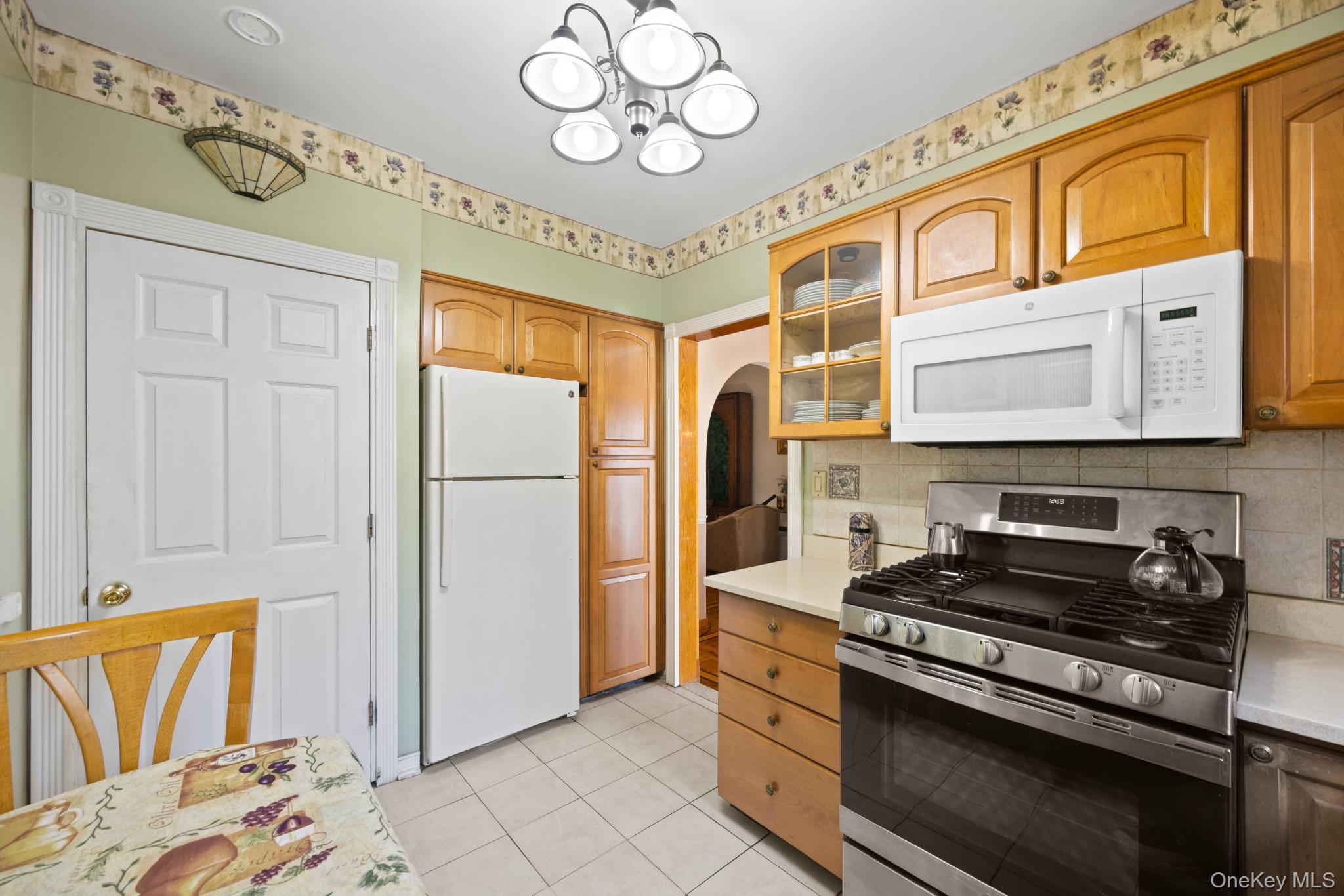 #10 photo, 51-29 69th Place, クイーンズ区 Woodside , NY 11377