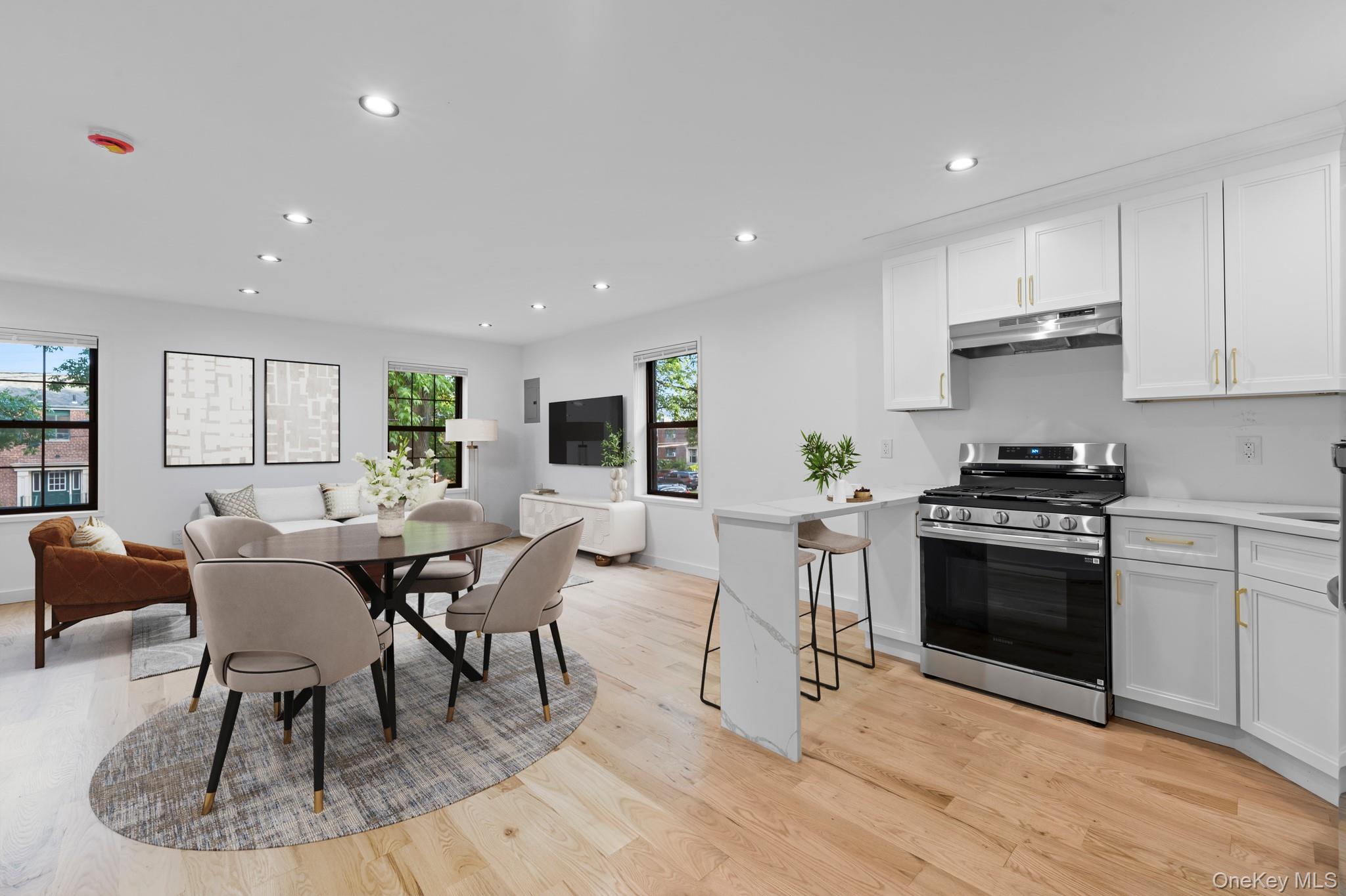 #1 photo, 21837 Spencer Avenue, クイーンズ区 Queens Village , NY 11427