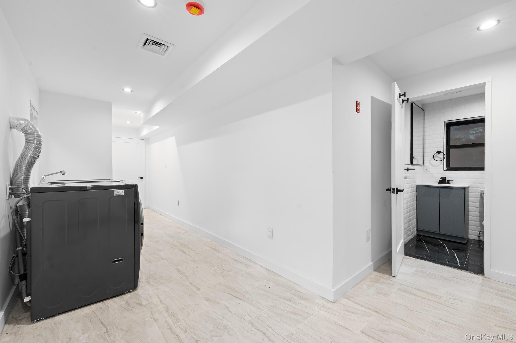 #16 photo, 21837 Spencer Avenue, クイーンズ区 Queens Village , NY 11427